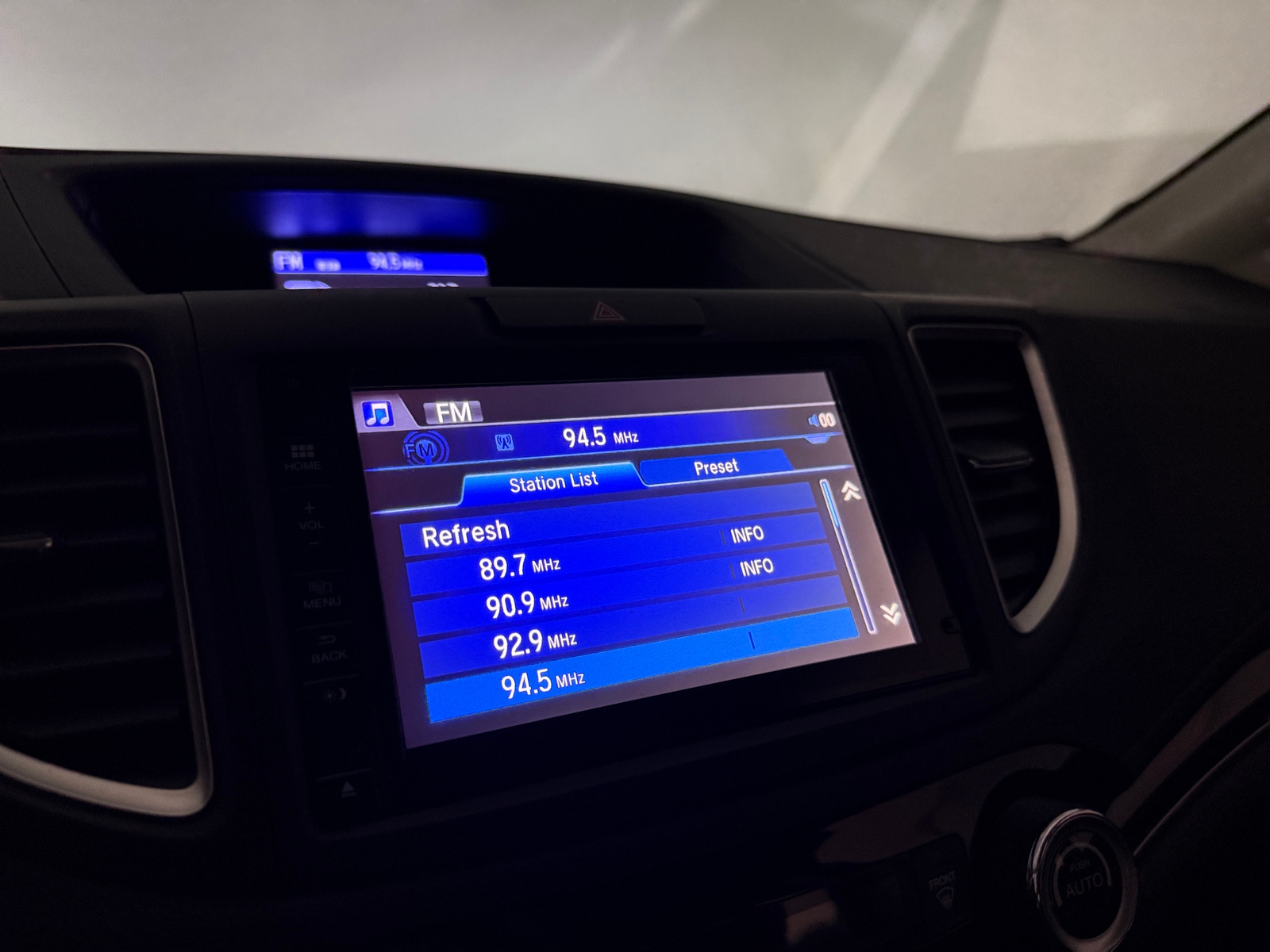 Thumbnail: 2016 Honda CR-V - 3