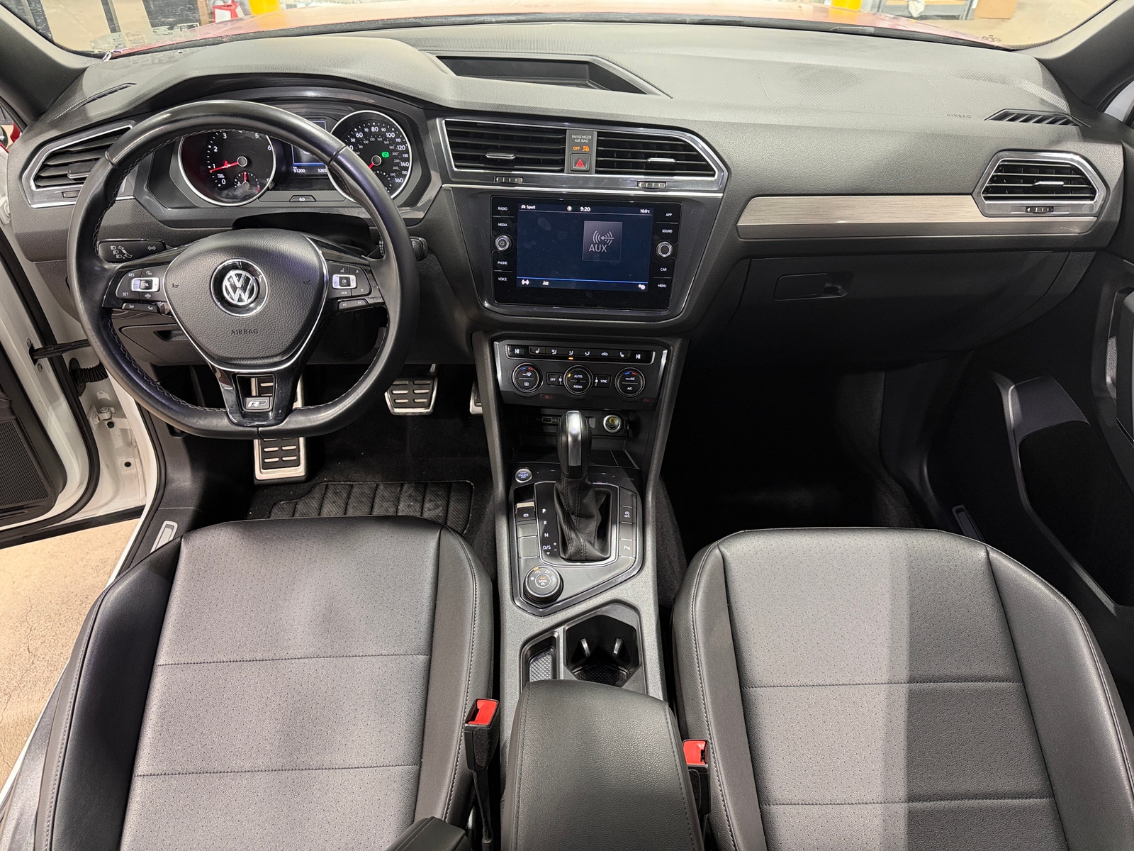 Thumbnail: 2020 Volkswagen Tiguan - 2