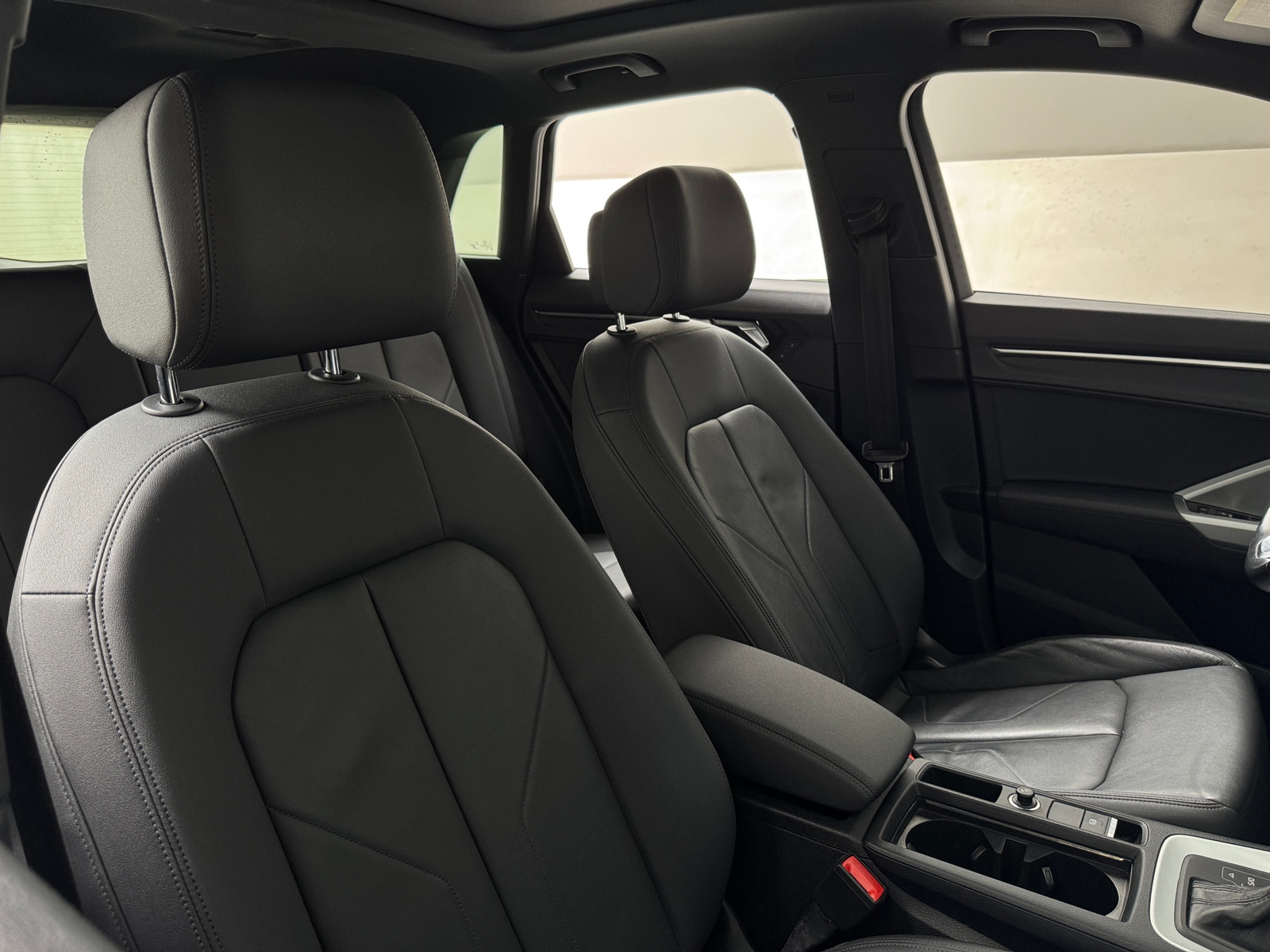 Thumbnail: 2021 Audi Q3 - 2