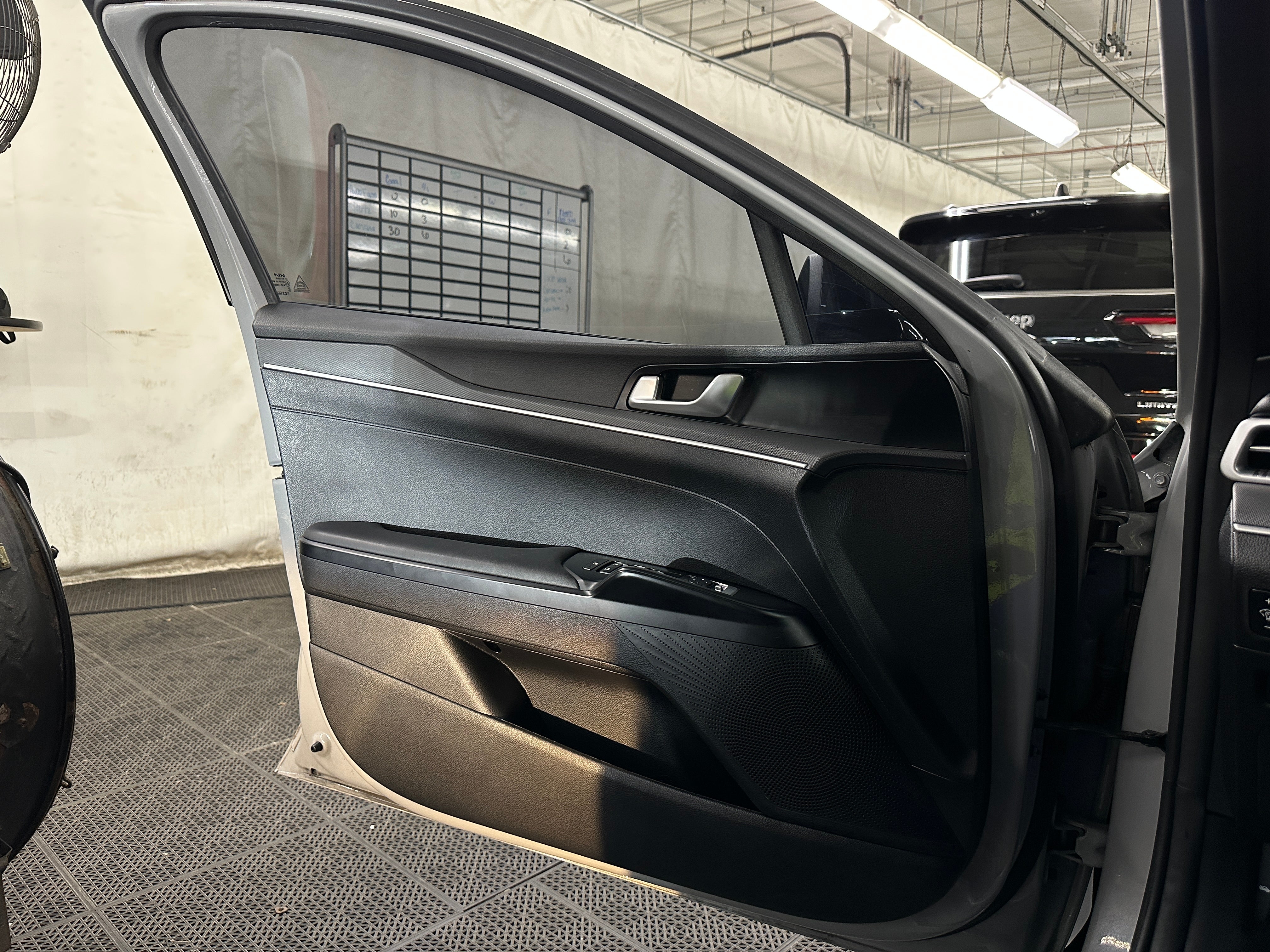 2023 Kia K5