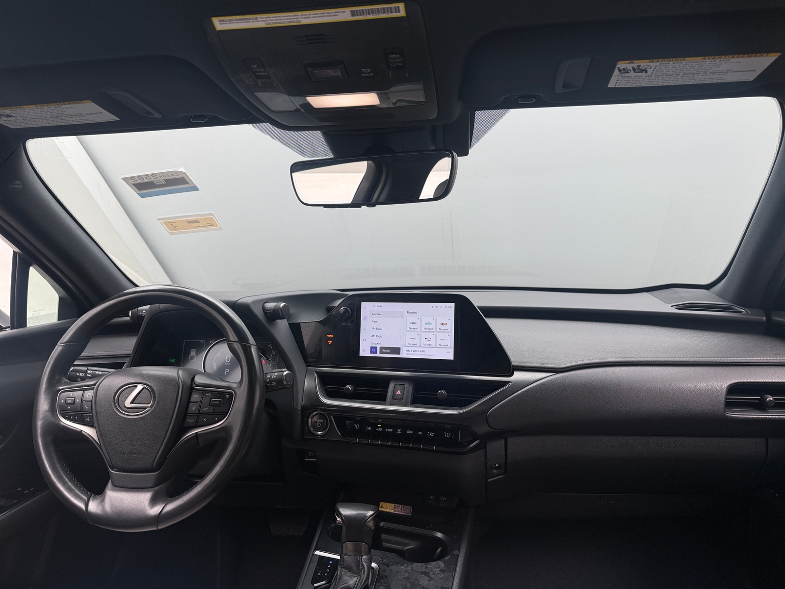 Thumbnail: 2023 Lexus UX - 2