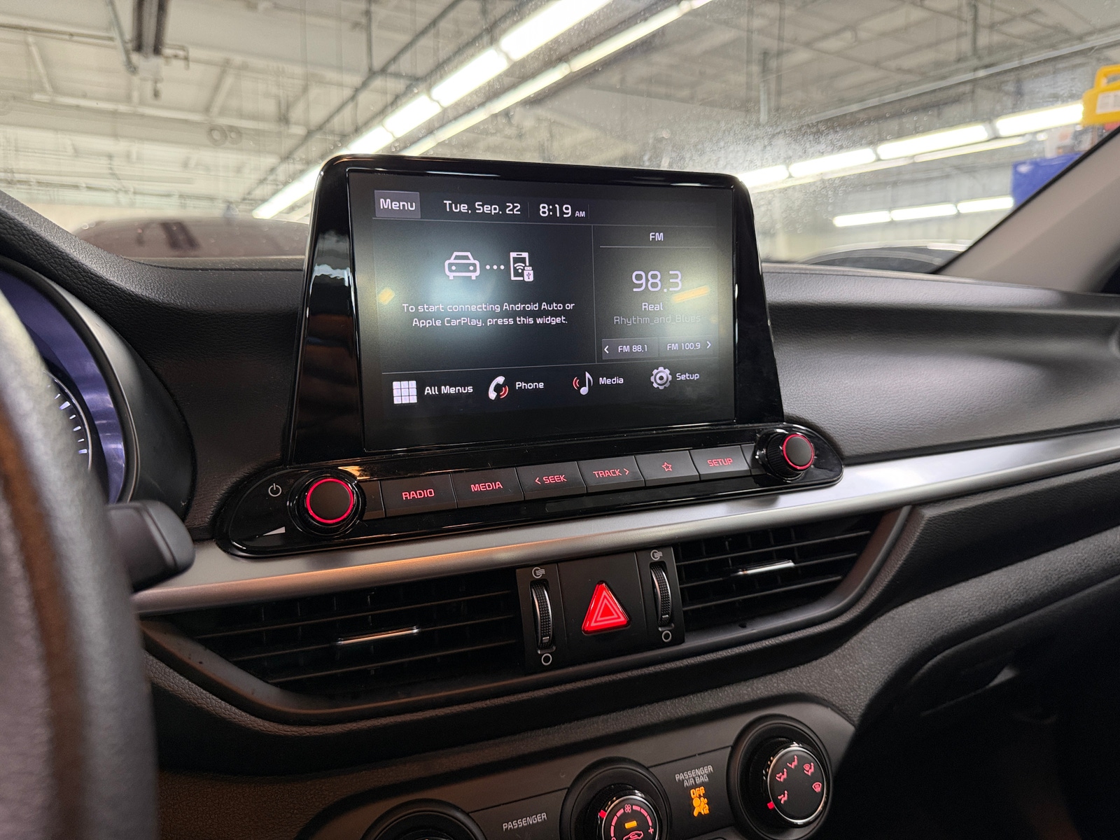 Thumbnail: 2024 Kia Forte - 4