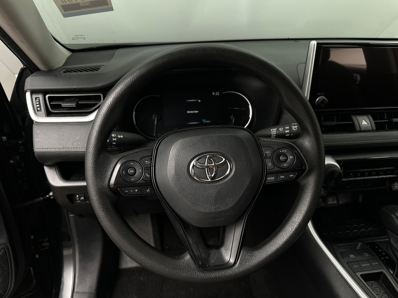 Thumbnail: 2025 Toyota RAV4 - 5