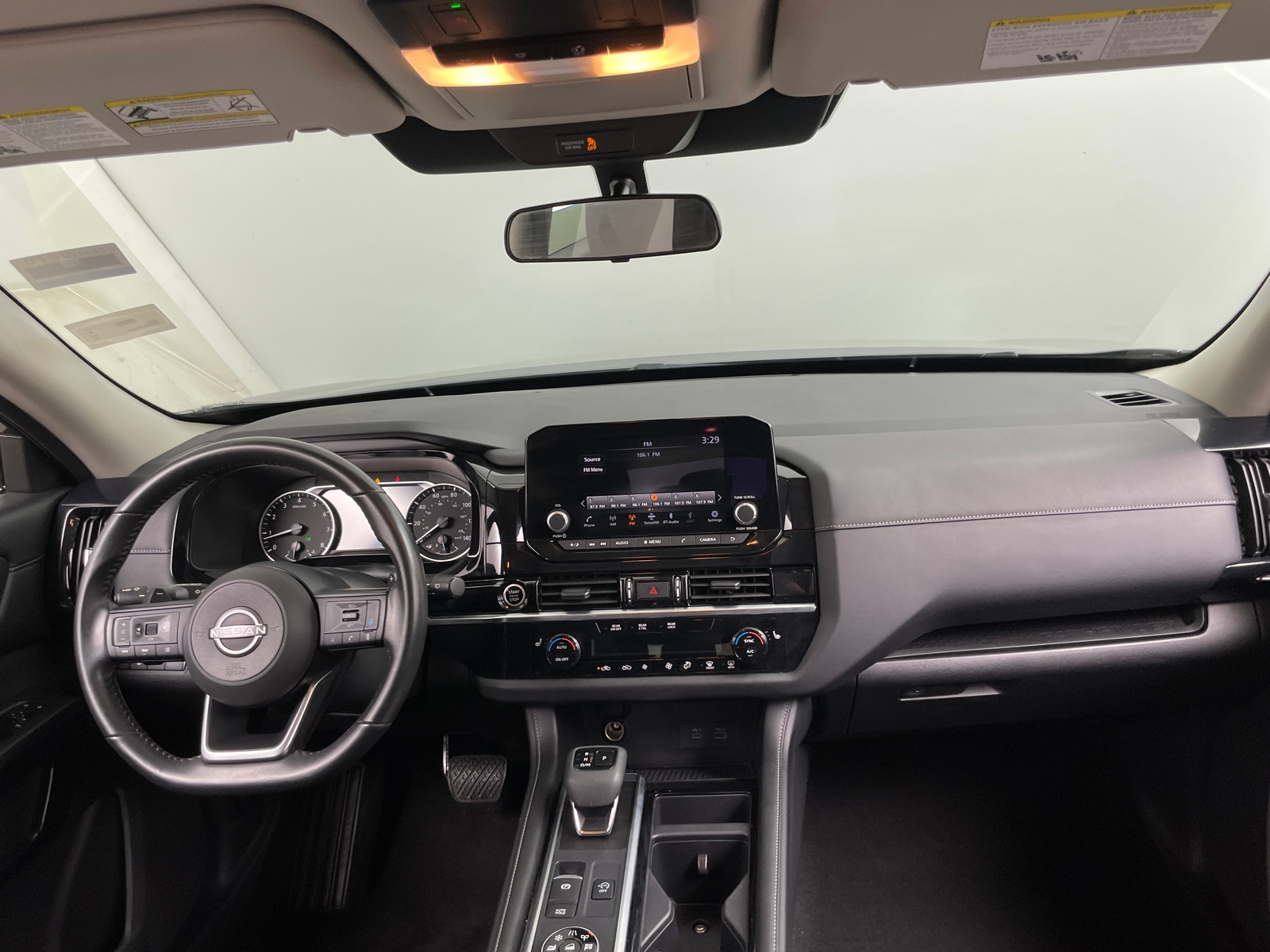 Thumbnail: 2024 Nissan Pathfinder - 3