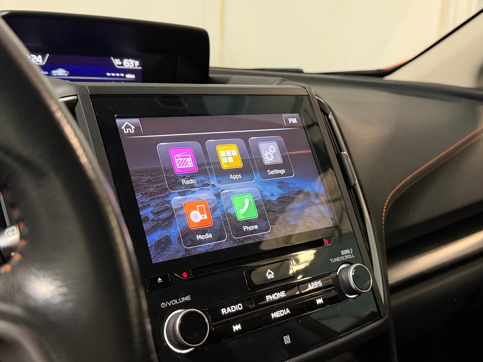 Thumbnail: 2018 Subaru Crosstrek - 3