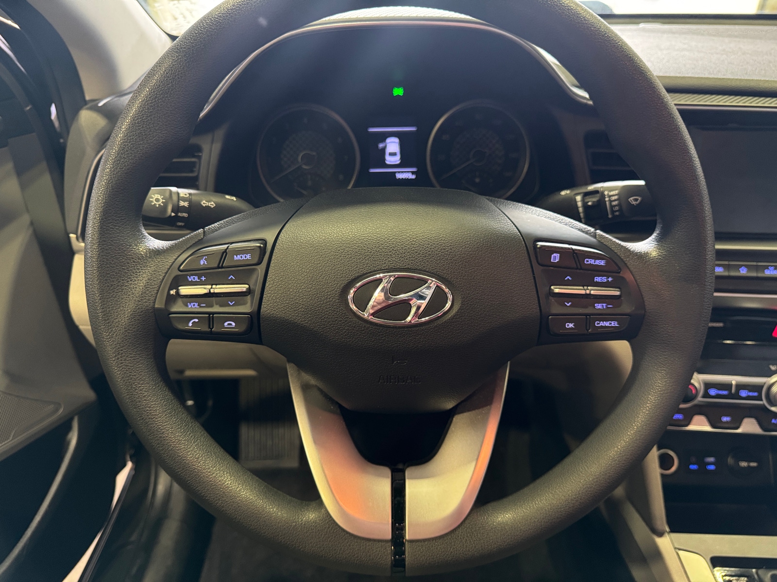 Thumbnail: 2020 Hyundai Elantra - 5