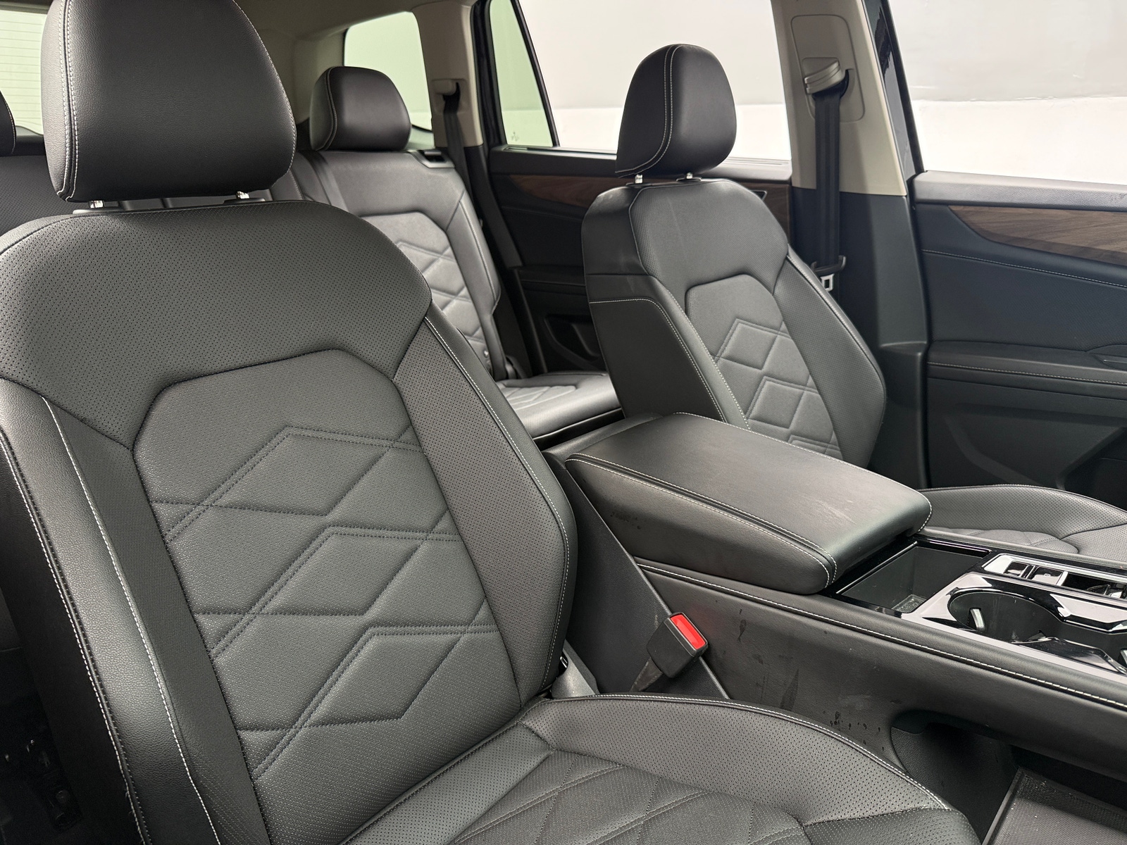 Thumbnail: 2026 Volkswagen Atlas - 2