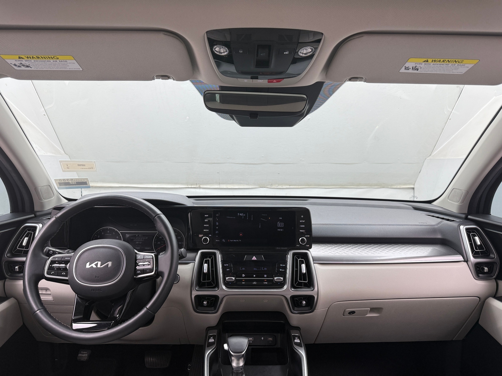 Thumbnail: 2023 Kia Sorento - 2