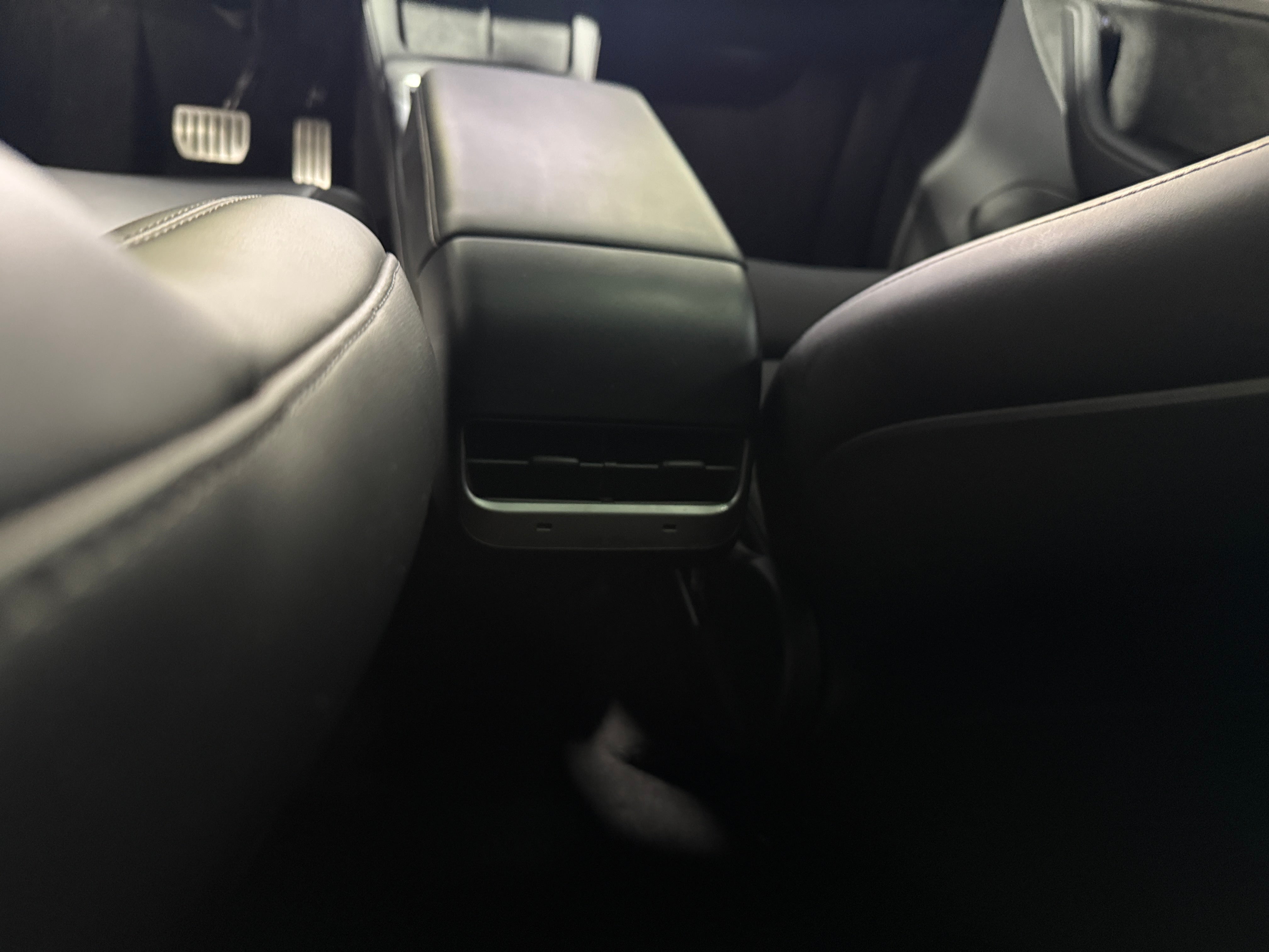 2024 Tesla Model Y Performance - Photo 8