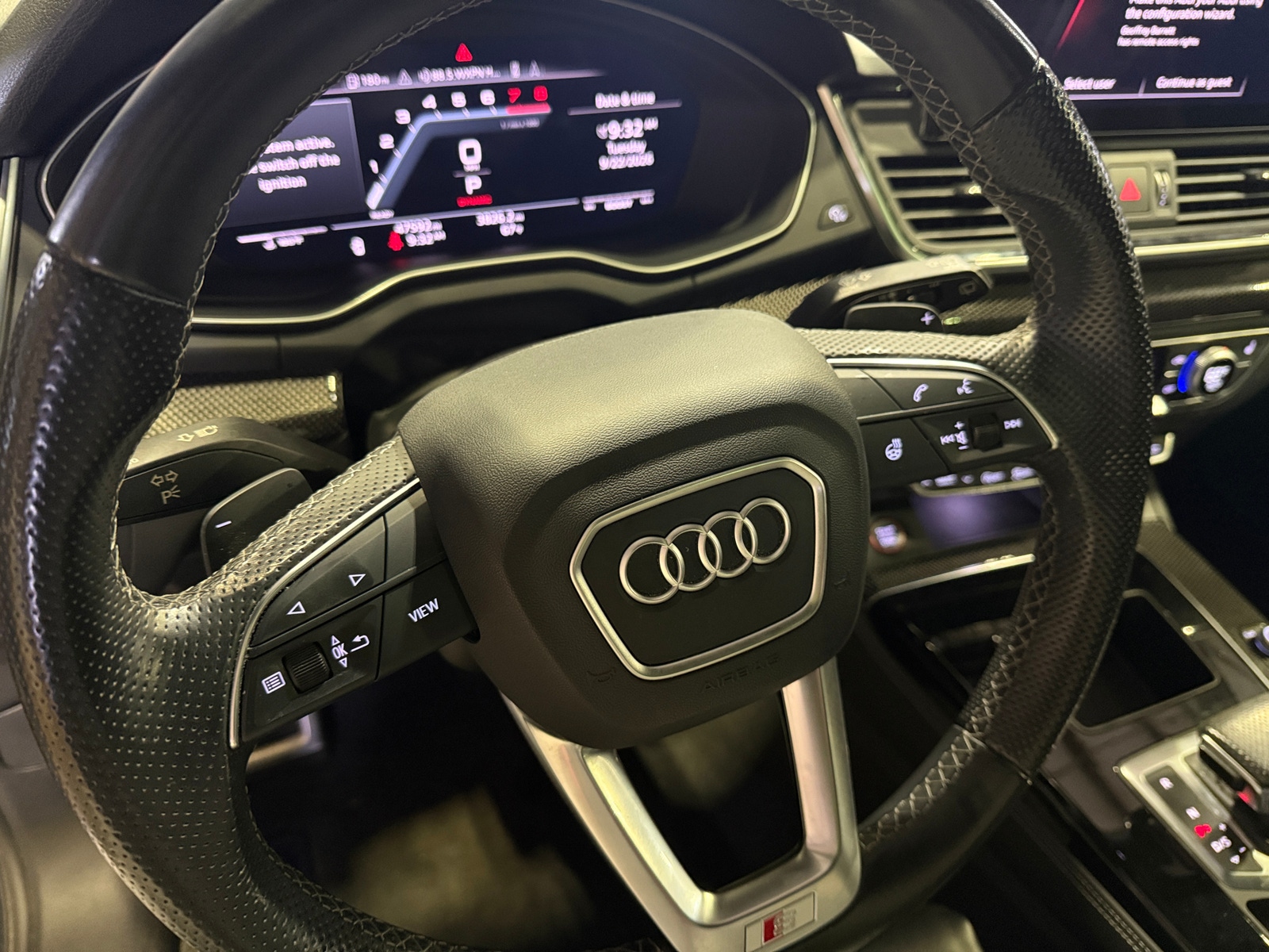 Thumbnail: 2023 Audi SQ5 - 4