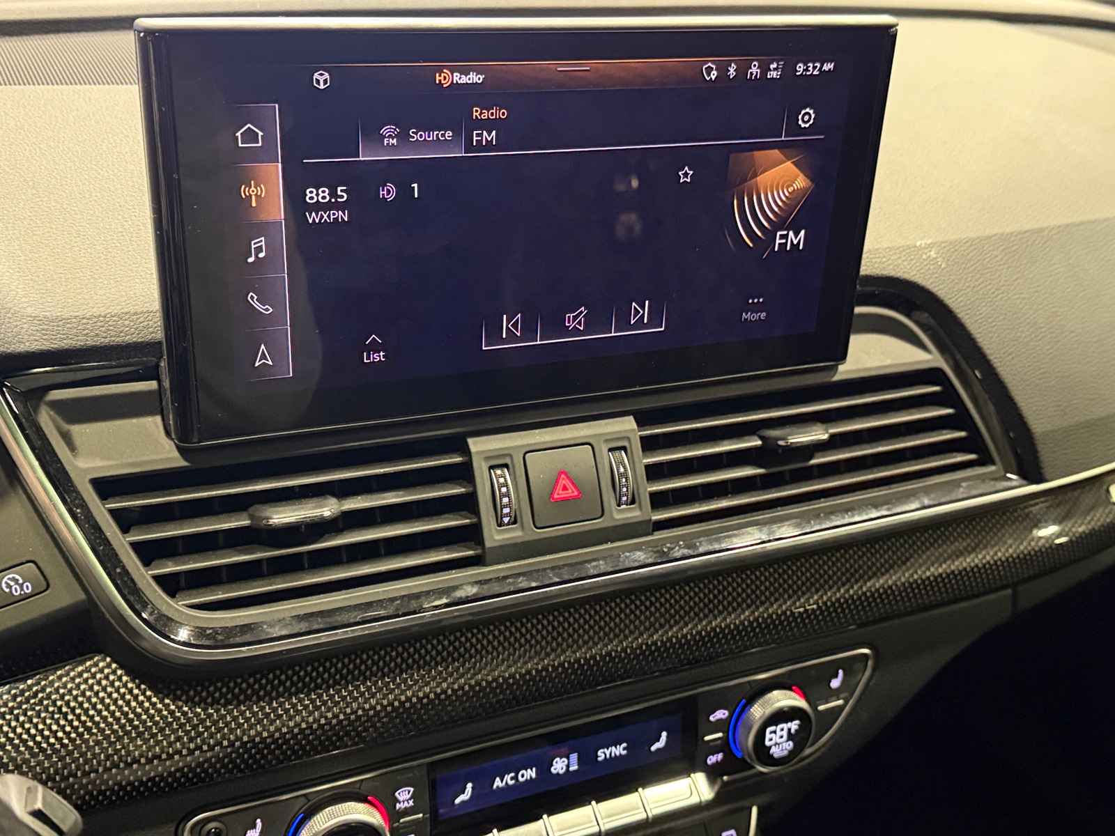 Thumbnail: 2023 Audi SQ5 - 3