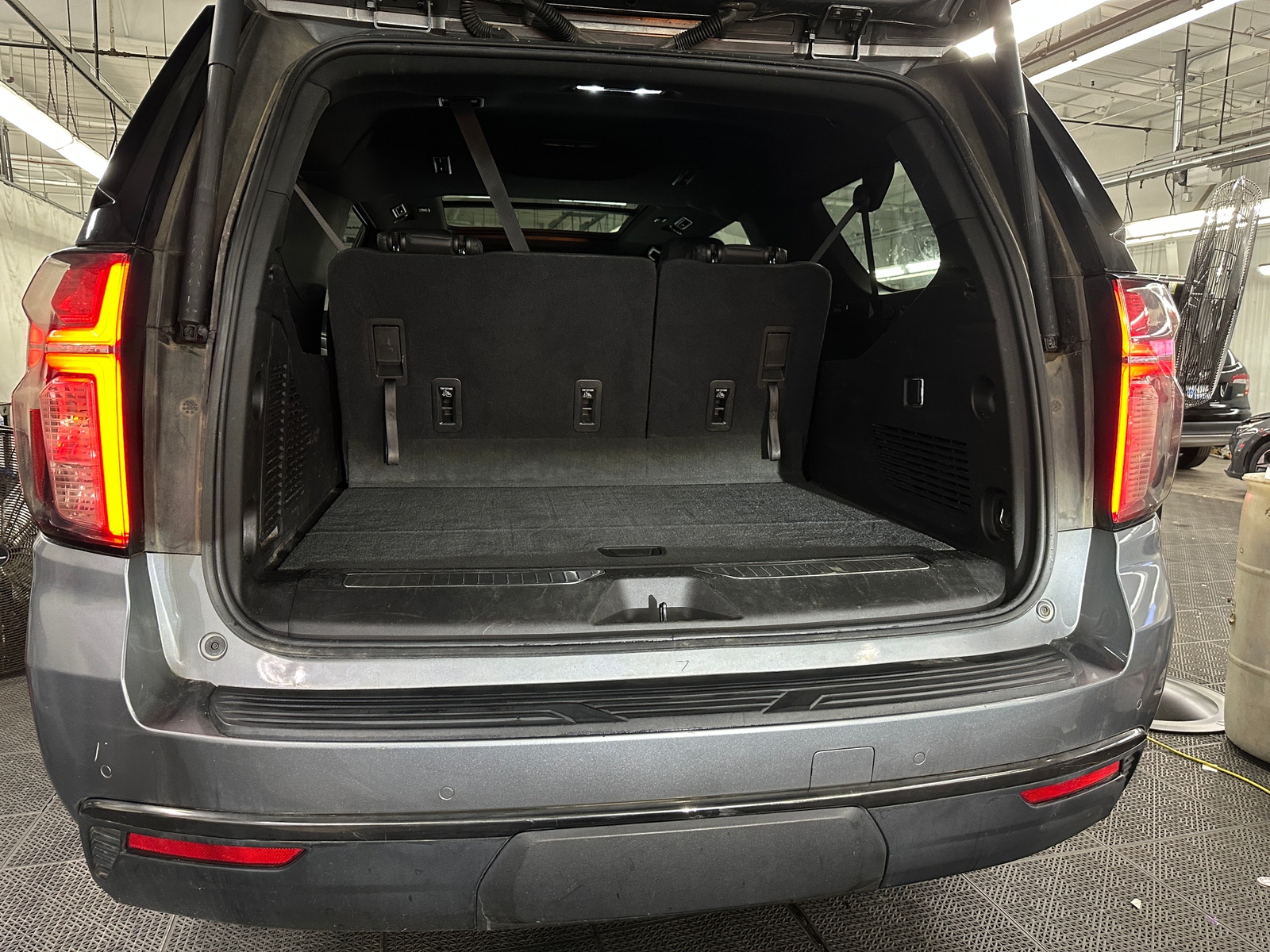Thumbnail: 2021 Chevrolet Suburban - 6