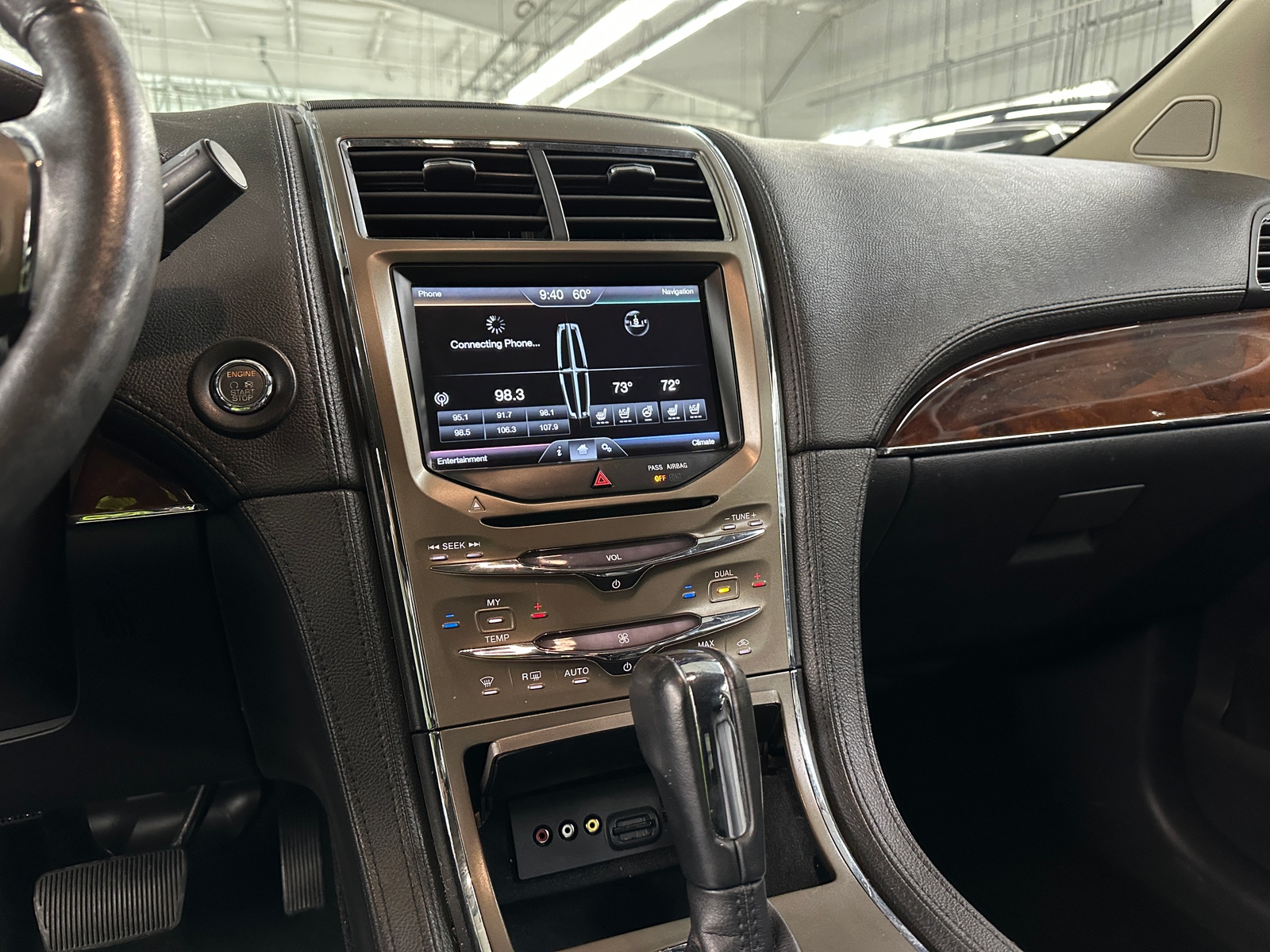 Thumbnail: 2013 Lincoln MKX - 3