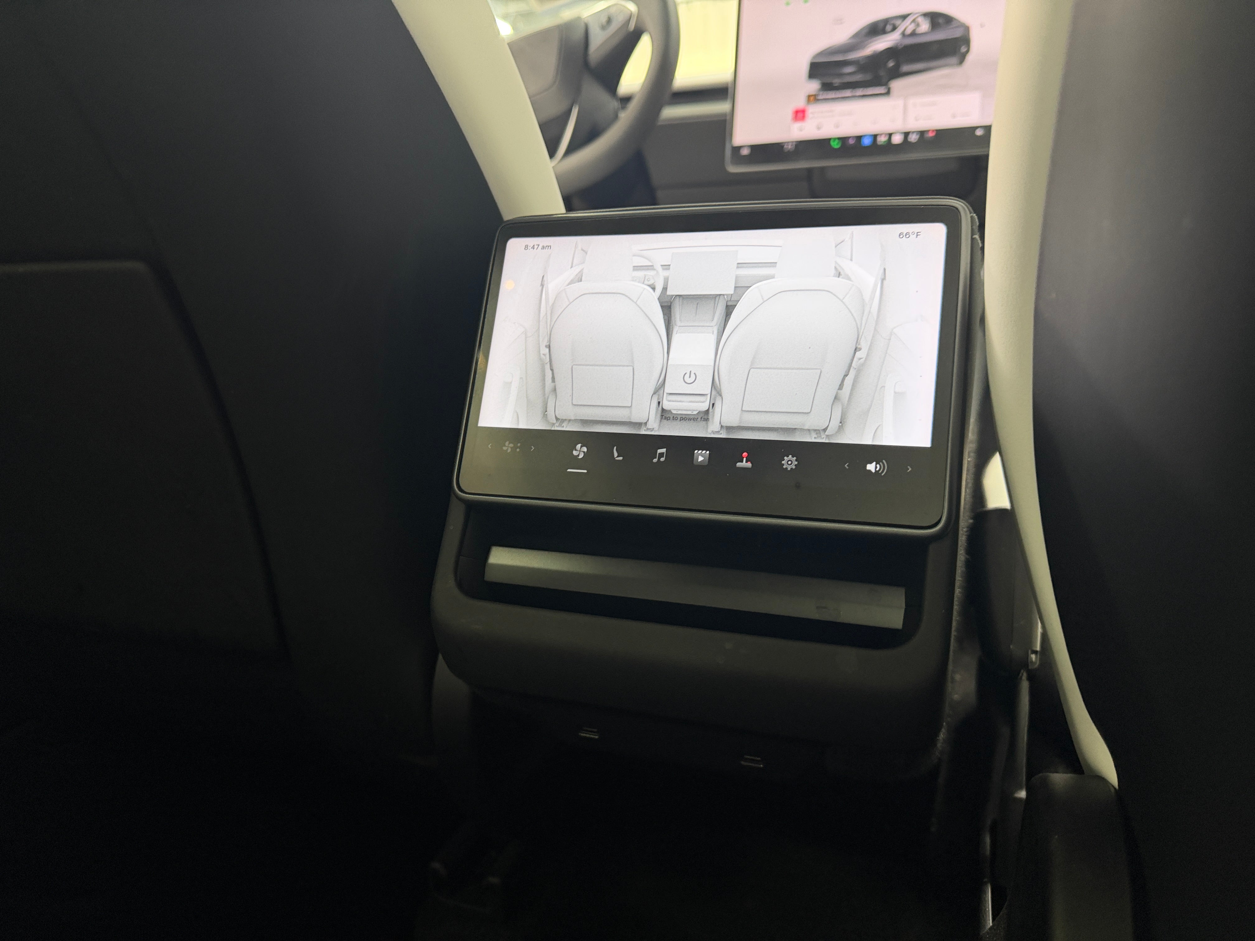 Used 2026 Tesla Model Y Long Range with VIN 7SAYGDEE4TA471990 for sale in Oak Creek, WI