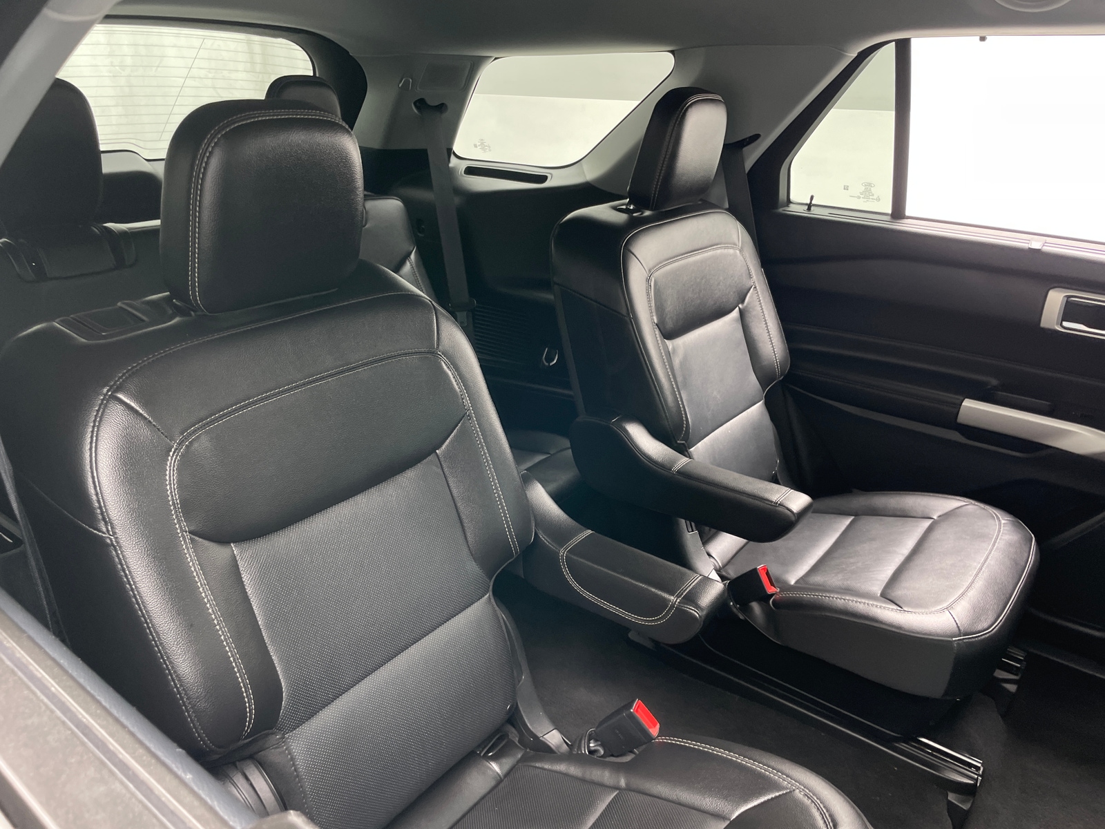 Thumbnail: 2023 Ford Explorer - 5