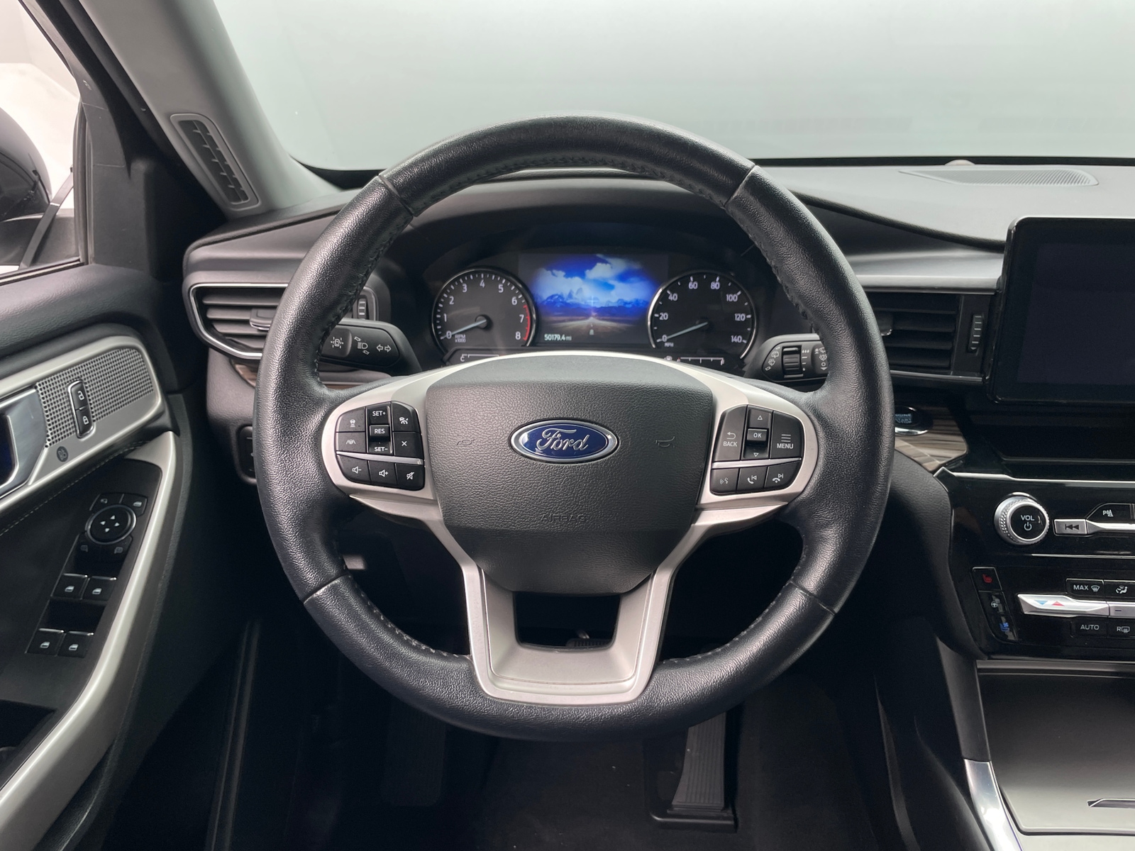 Thumbnail: 2023 Ford Explorer - 4
