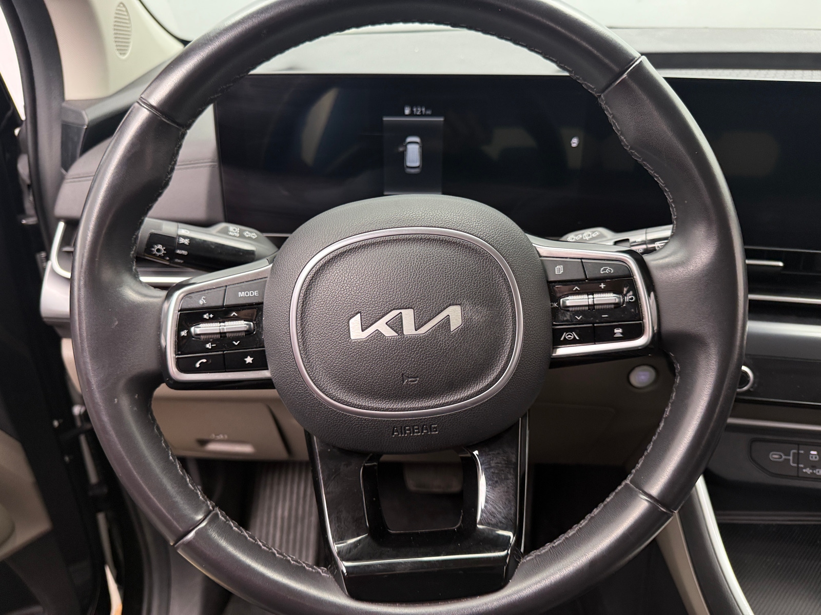 Thumbnail: 2025 Kia Carnival - 4