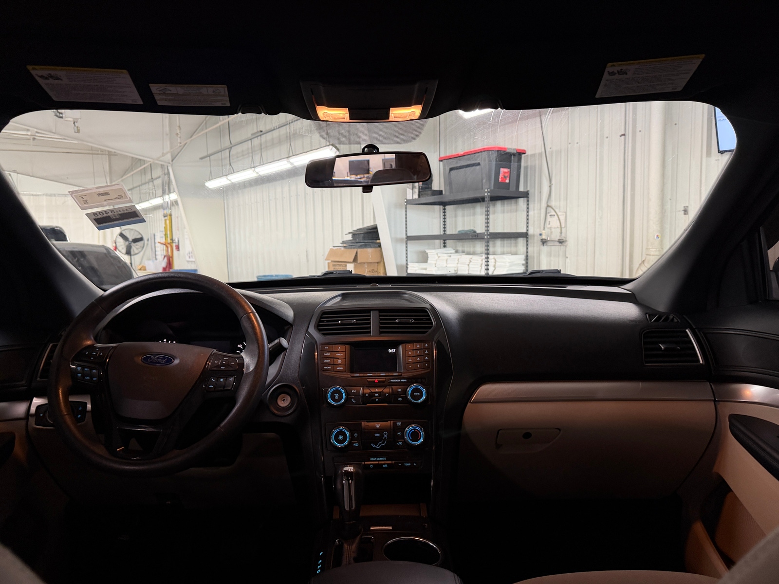 Thumbnail: 2018 Ford Explorer - 3