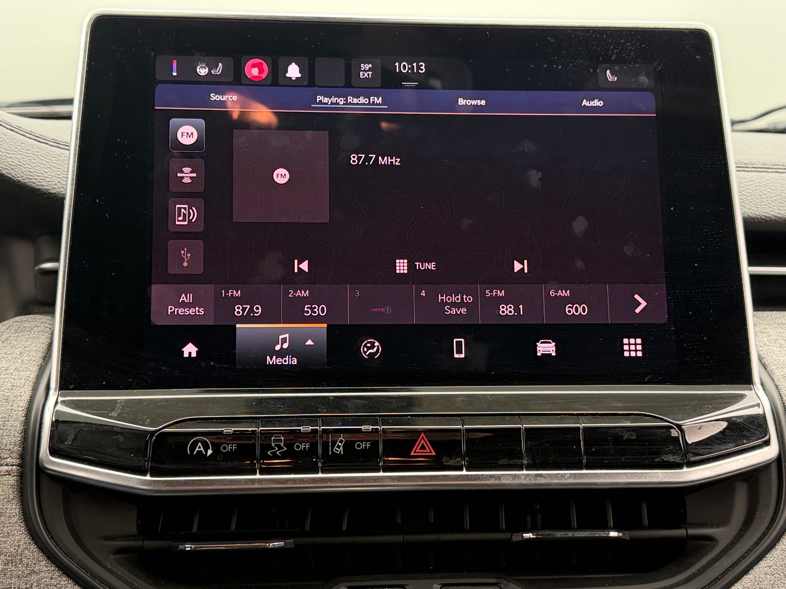 Thumbnail: 2023 Jeep Compass - 3