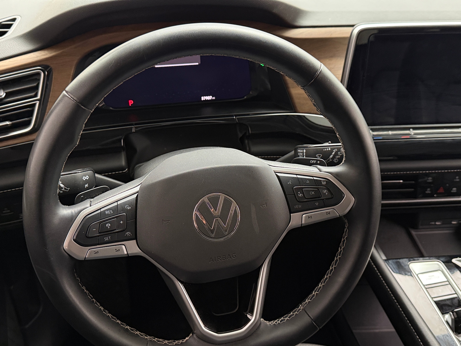 Thumbnail: 2024 Volkswagen Atlas - 4