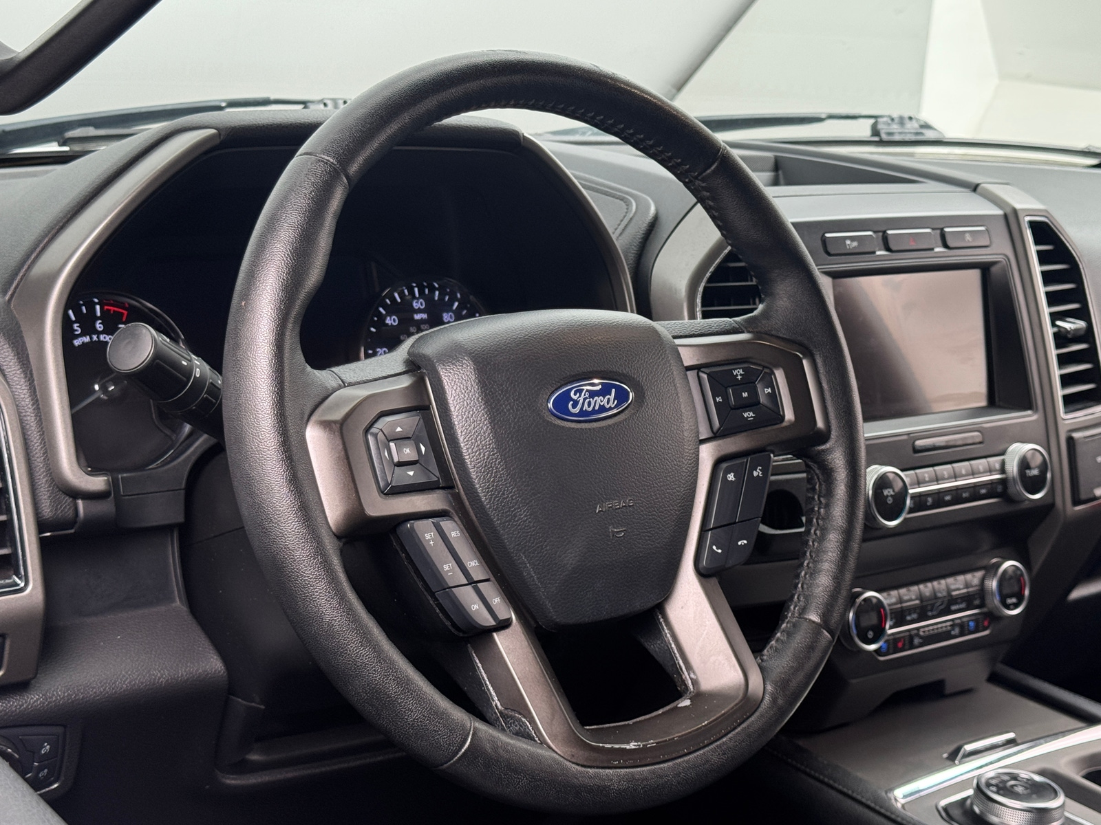Thumbnail: 2019 Ford Expedition - 4