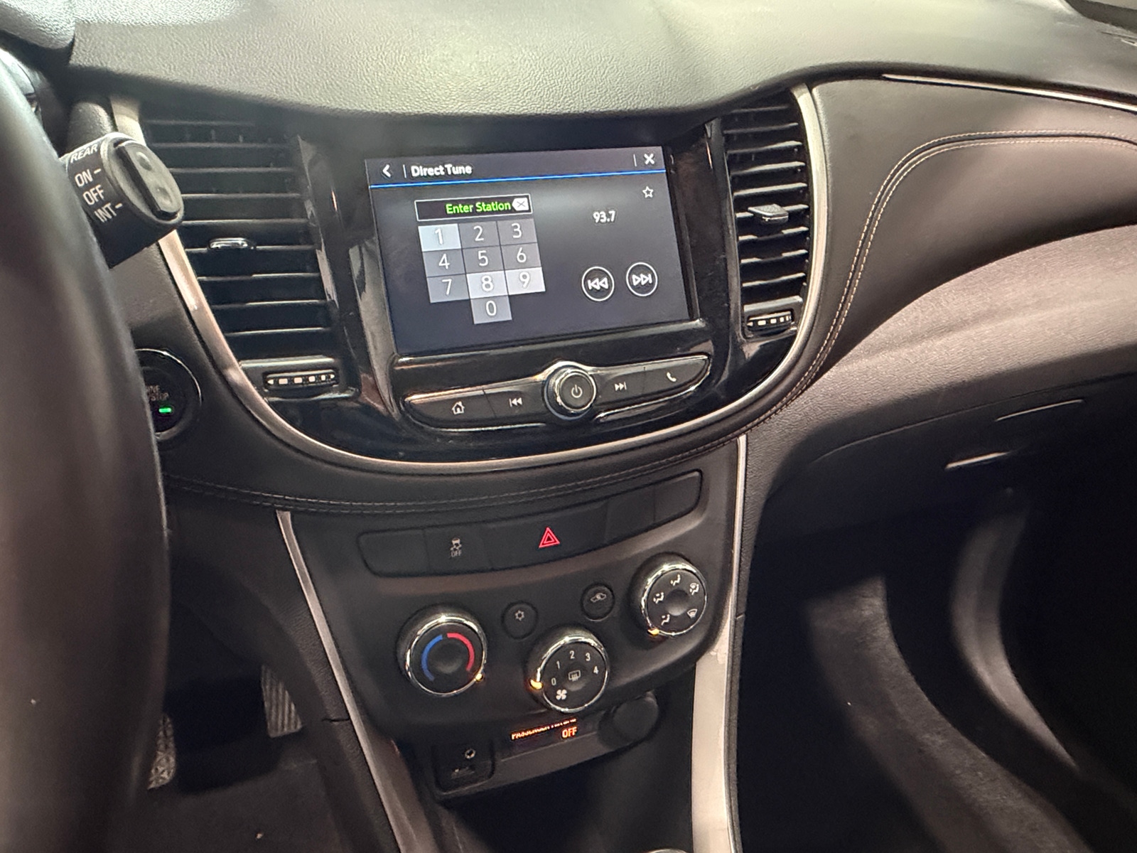Thumbnail: 2019 Chevrolet Trax - 3