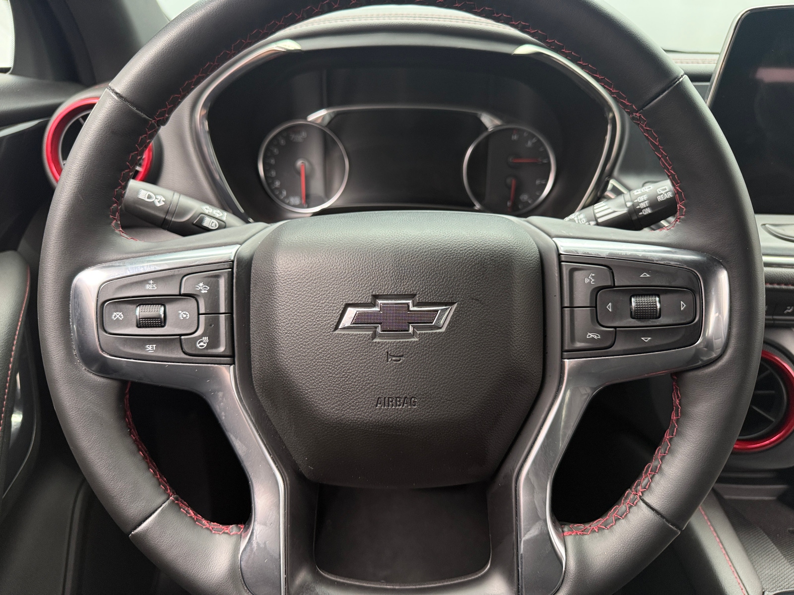 Thumbnail: 2025 Chevrolet Blazer - 4