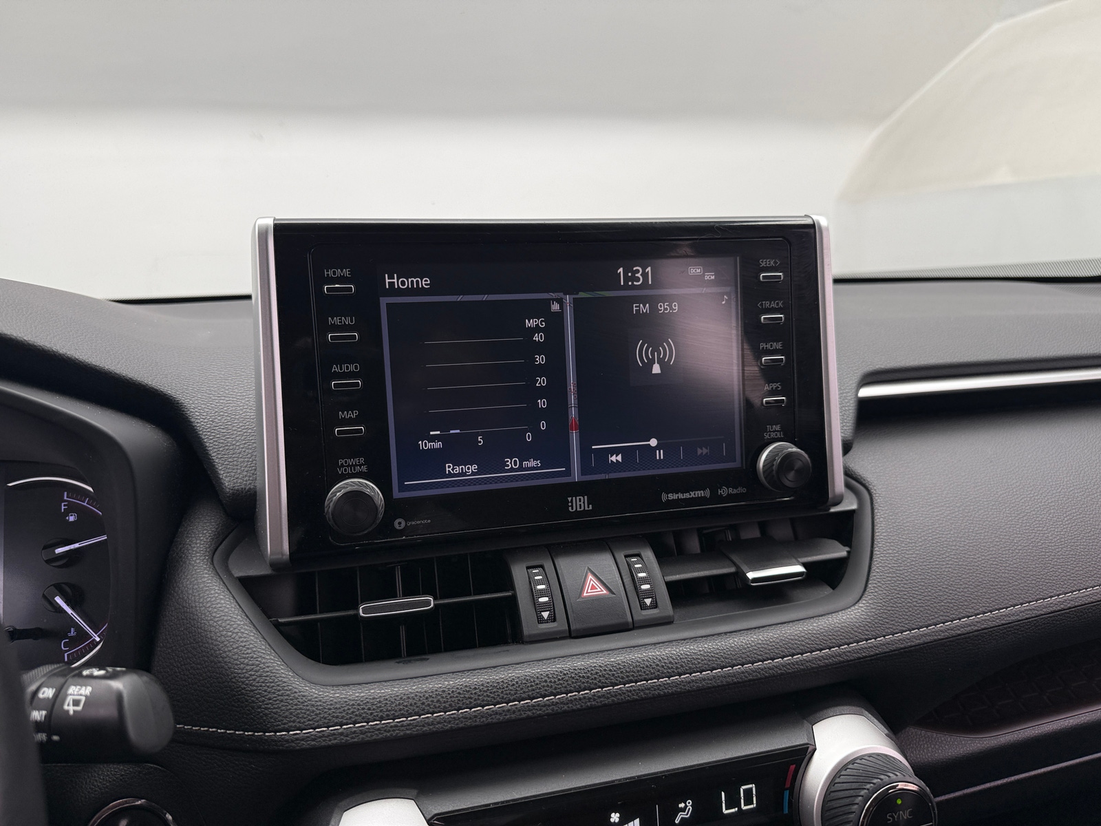 Thumbnail: 2020 Toyota RAV4 - 4