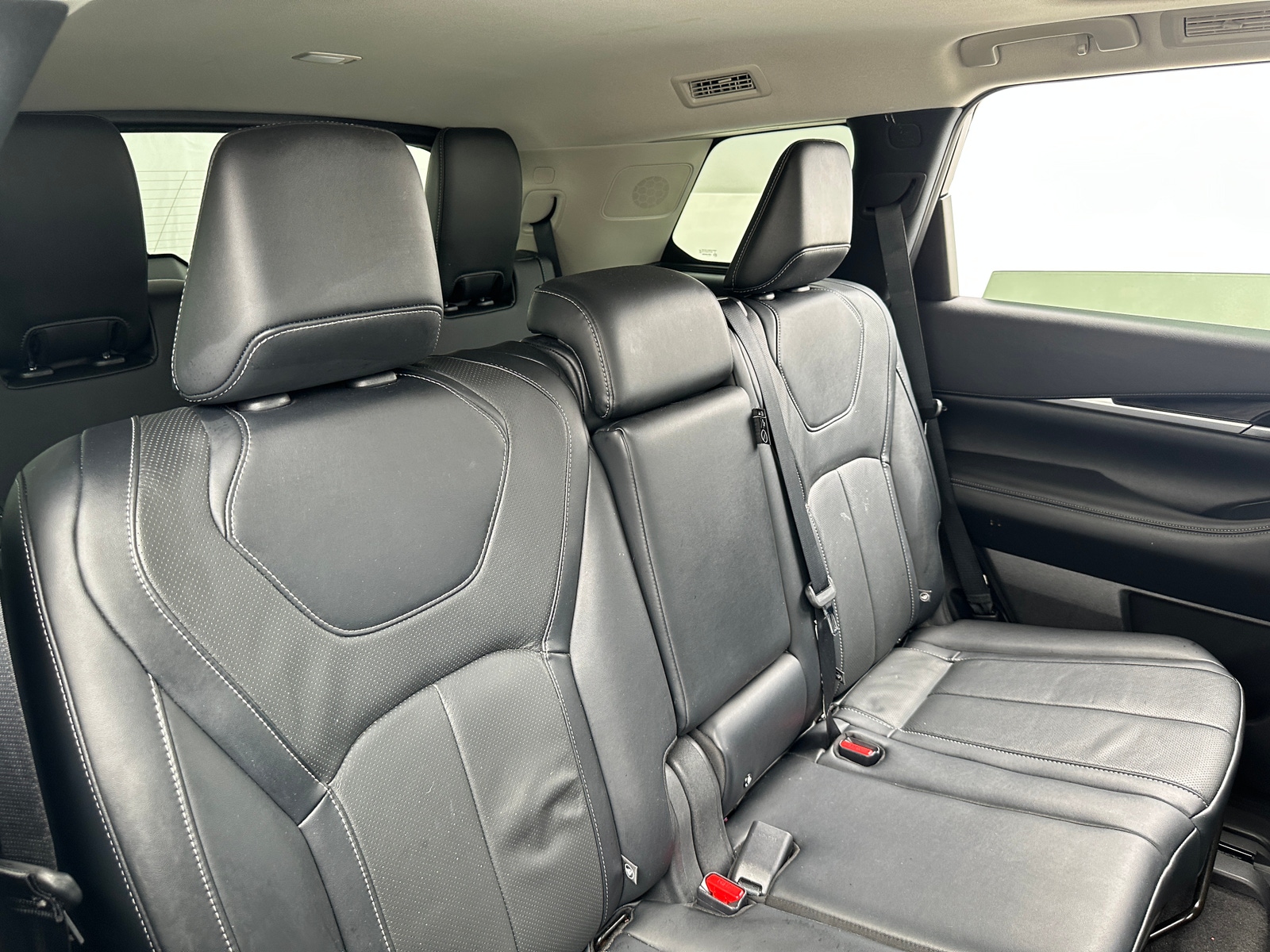 Thumbnail: 2023 INFINITI QX60 - 5