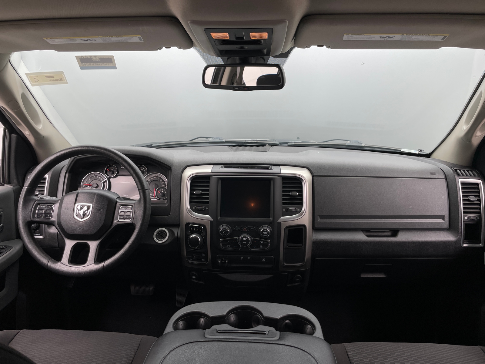 Thumbnail: 2020 RAM 1500 Classic - 3