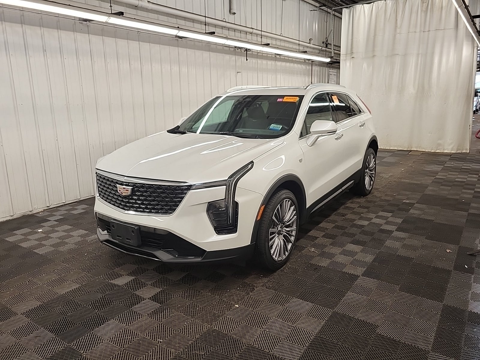 2024 Cadillac XT4 AWD Premium Luxury