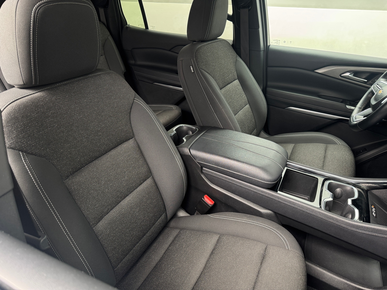 Thumbnail: 2025 Chevrolet Traverse - 2