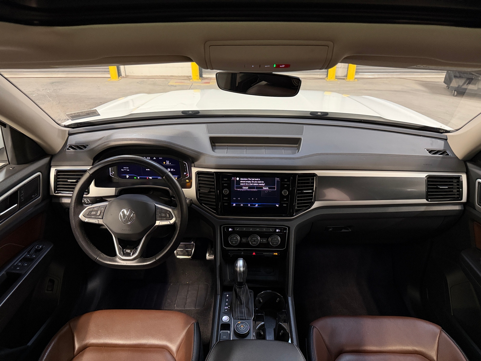 Thumbnail: 2023 Volkswagen Atlas - 3