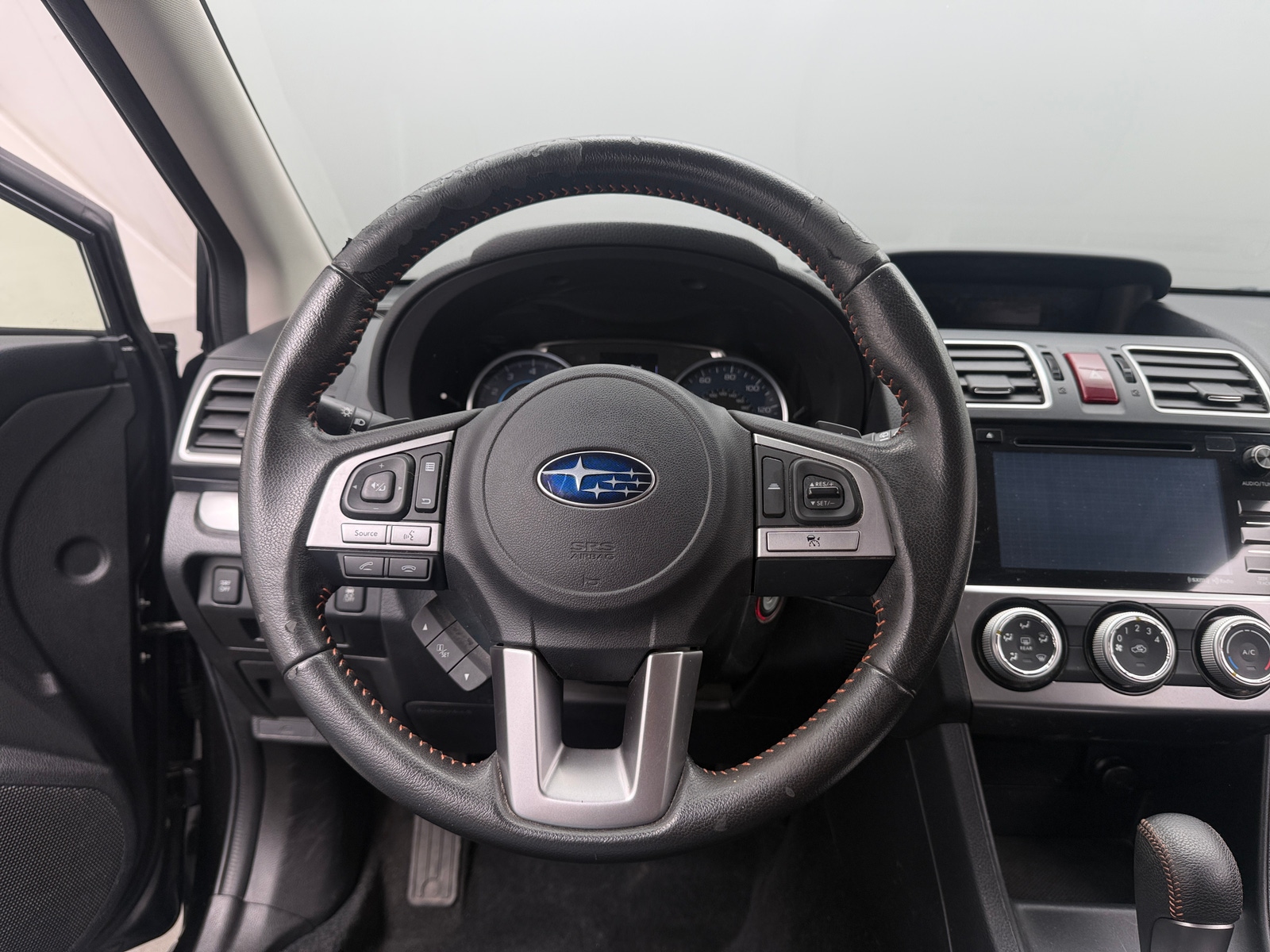 Thumbnail: 2017 Subaru Crosstrek - 5
