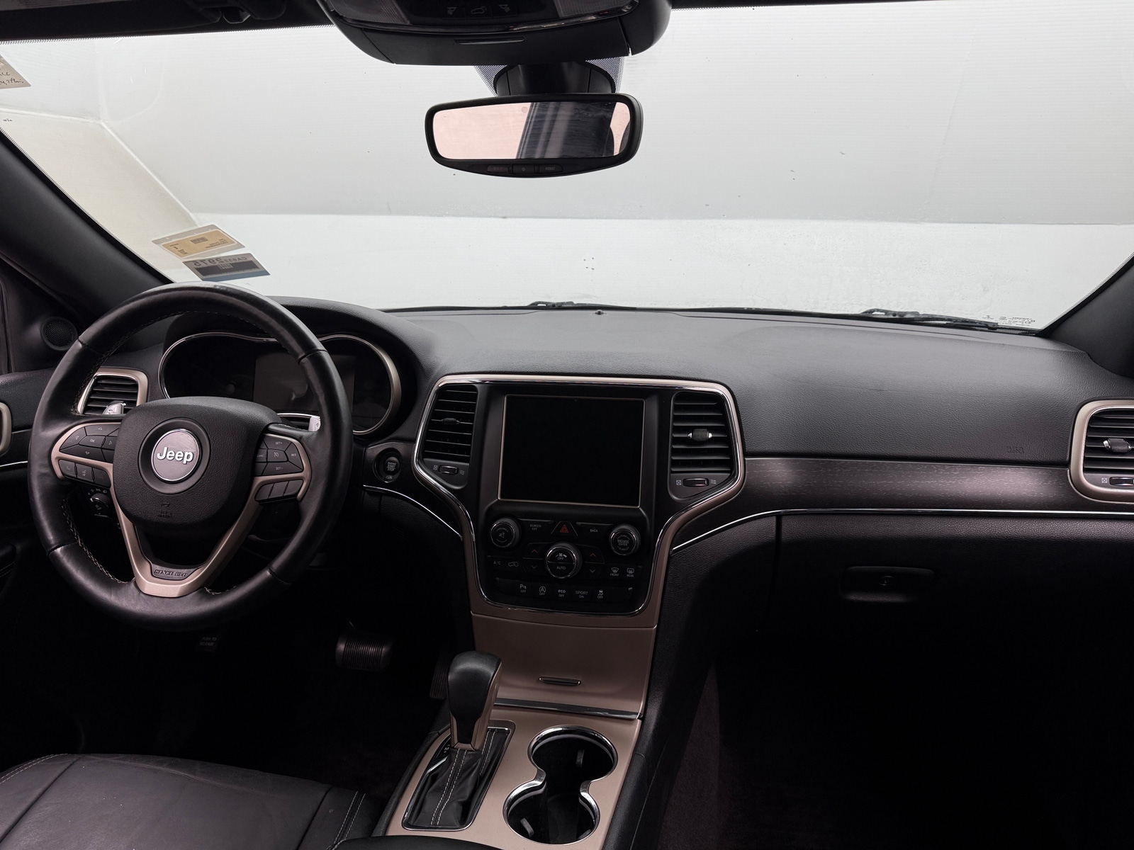 Thumbnail: 2017 Jeep Grand Cherokee - 2