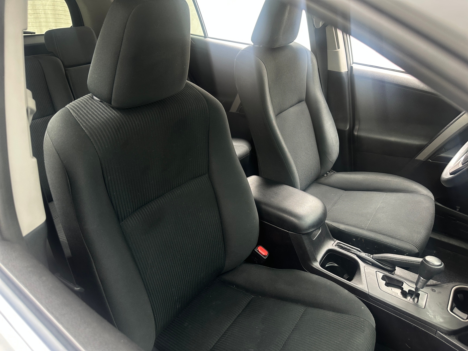 Thumbnail: 2018 Toyota RAV4 - 2