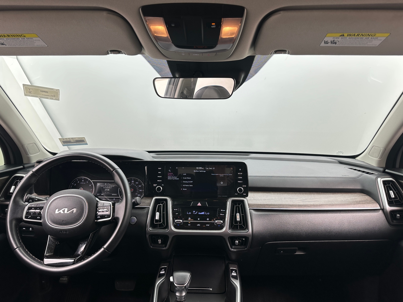 Thumbnail: 2022 Kia Sorento - 2