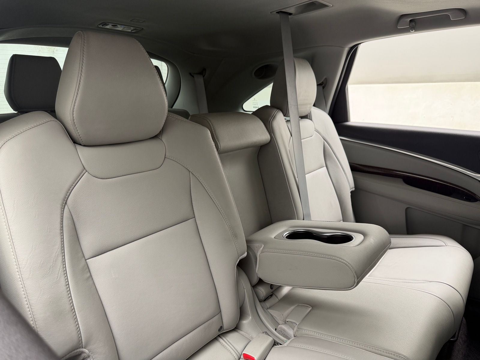 Thumbnail: 2017 Acura MDX - 6