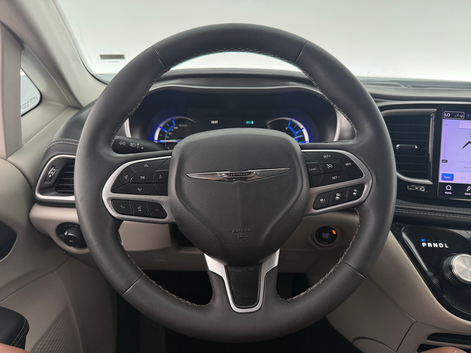 Thumbnail: 2024 Chrysler Pacifica - 4