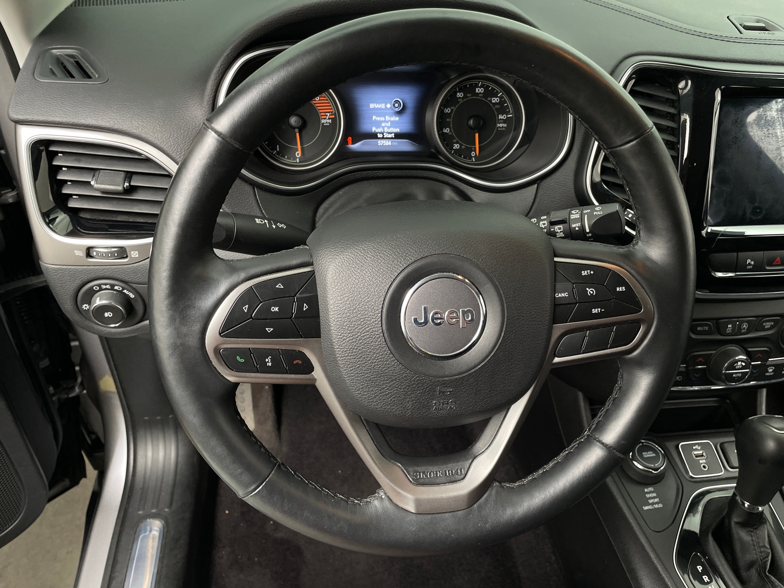Thumbnail: 2019 Jeep Cherokee - 4