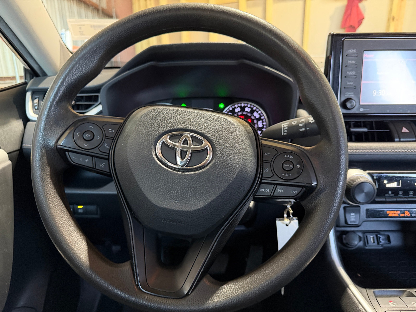 Thumbnail: 2021 Toyota RAV4 - 5
