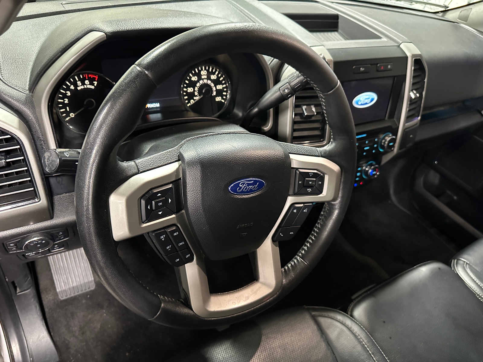 Thumbnail: 2018 Ford Econoline - 4