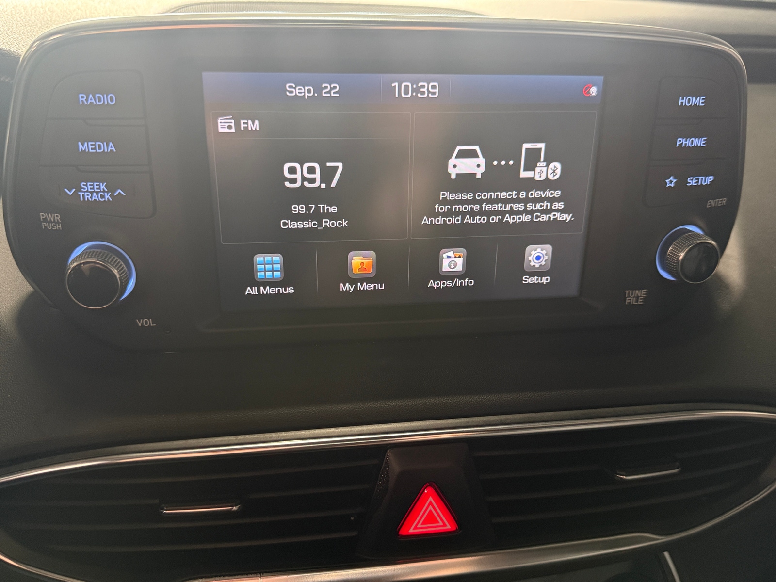 Thumbnail: 2020 Hyundai Santa Fe - 3