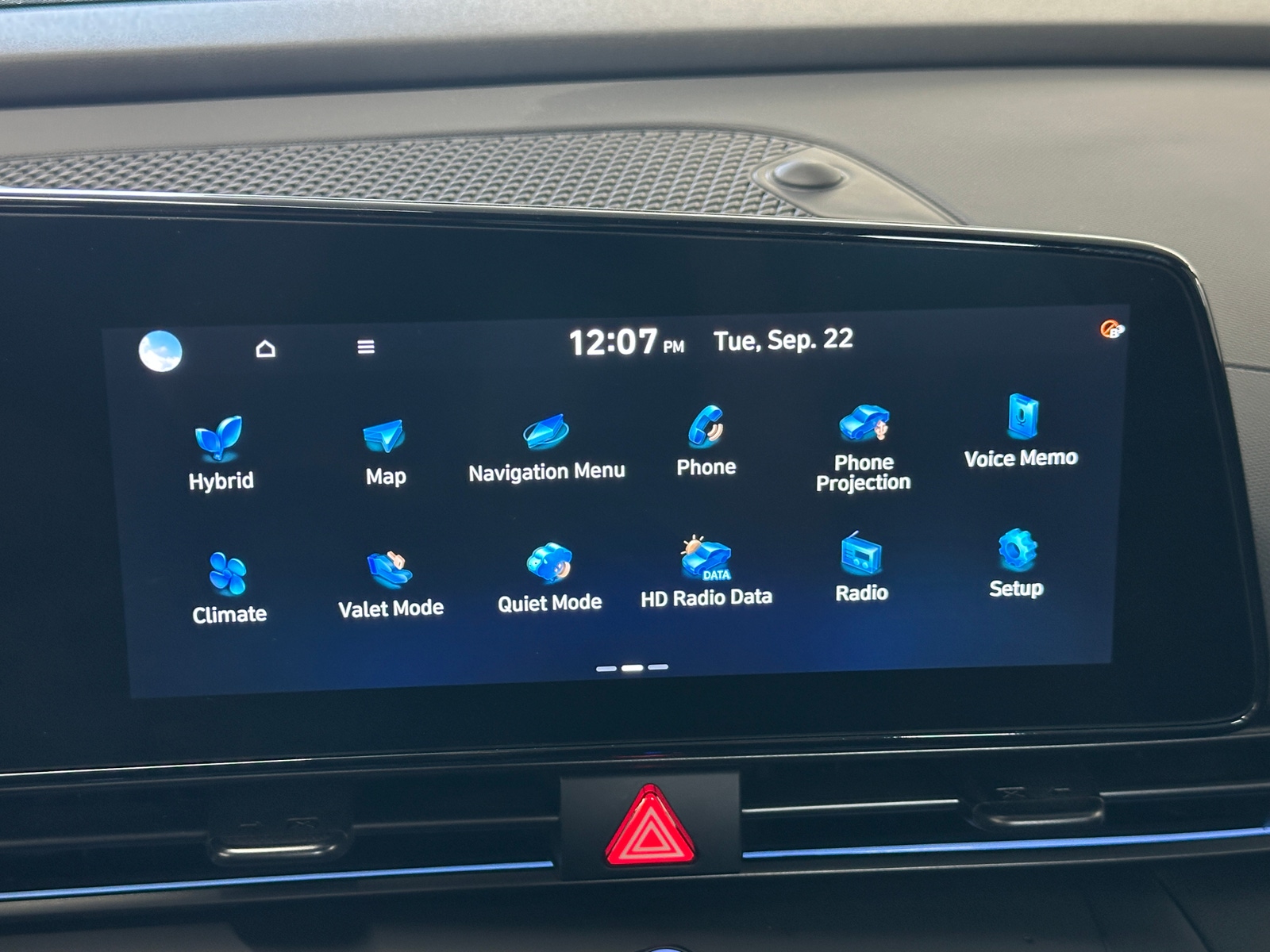 Thumbnail: 2025 Hyundai Elantra - 4