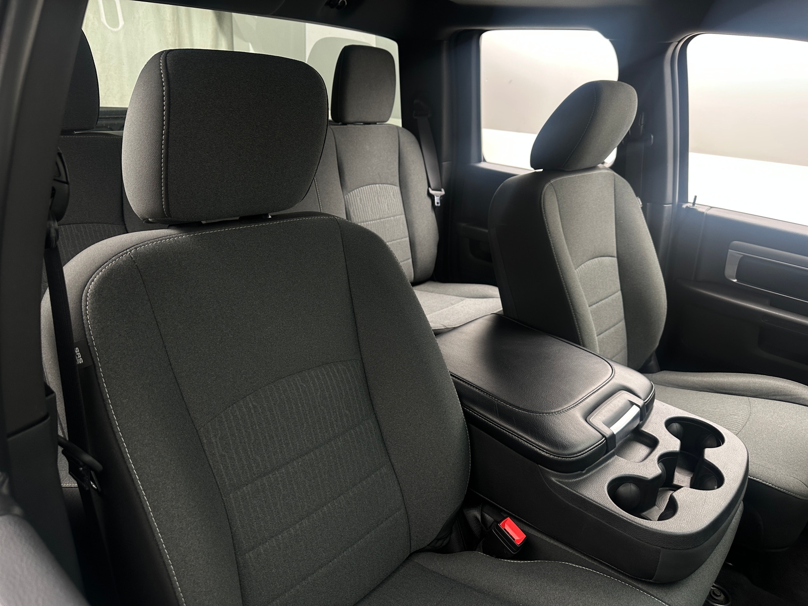 Thumbnail: 2022 RAM 1500 Classic - 2