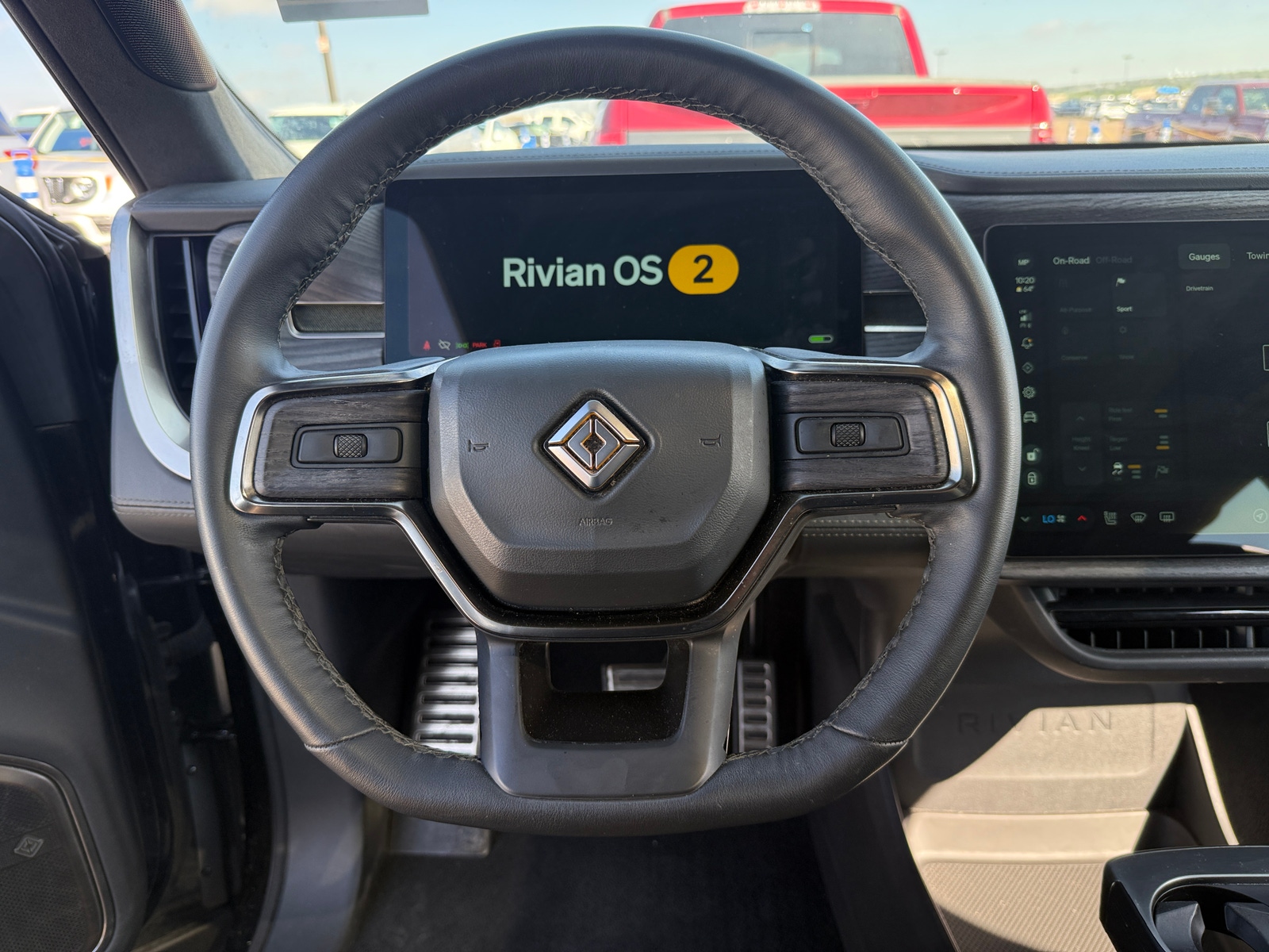 Thumbnail: 2023 Rivian R1S - 4