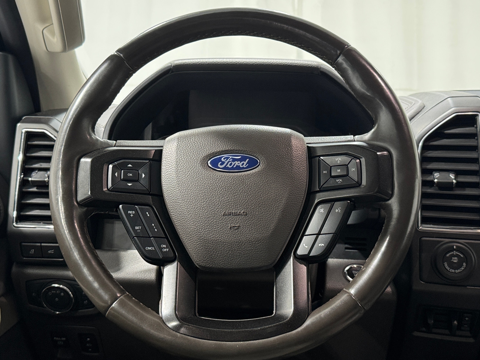 Thumbnail: 2019 Ford Expedition MAX - 4