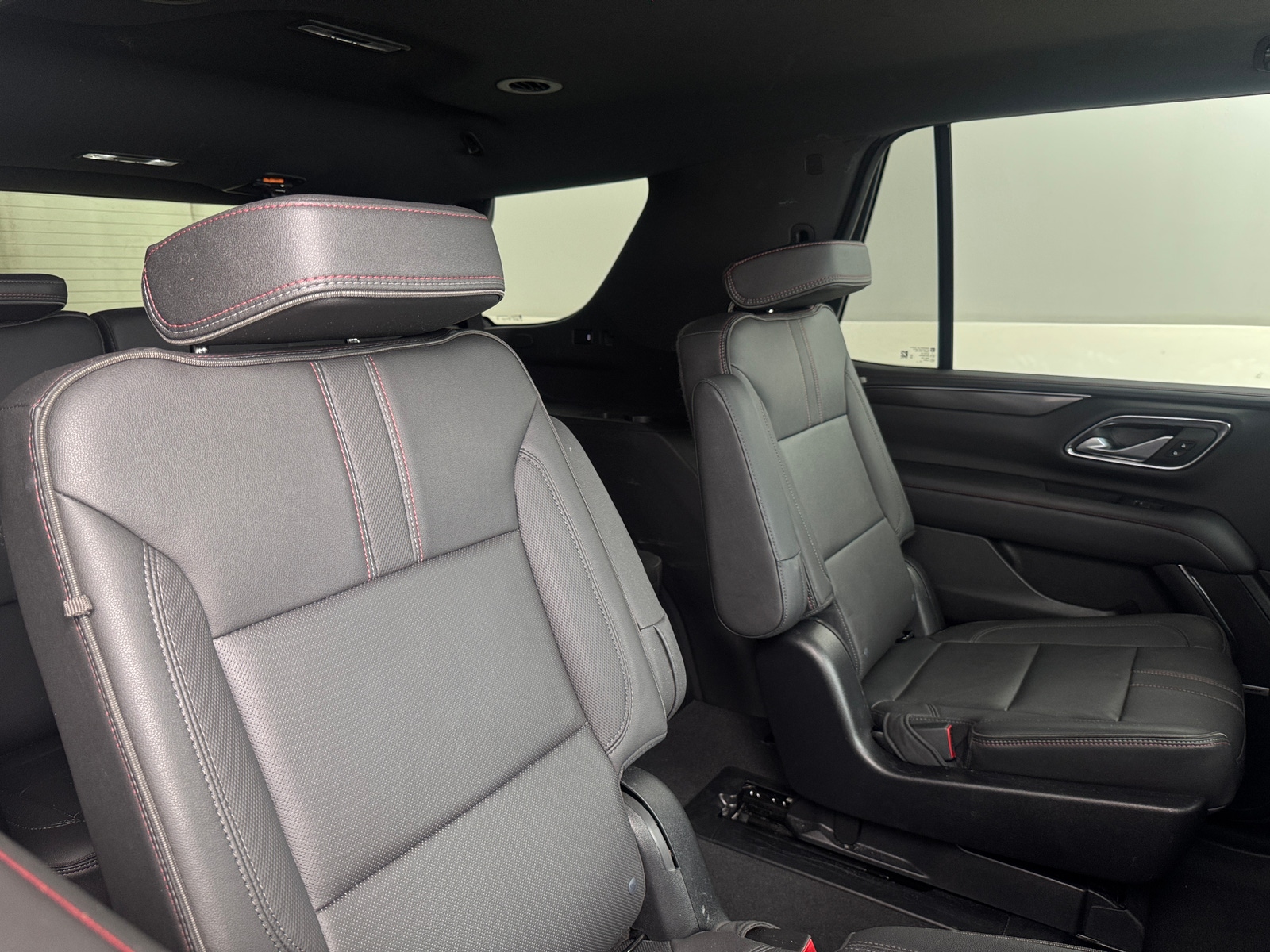Thumbnail: 2022 Chevrolet Tahoe - 5