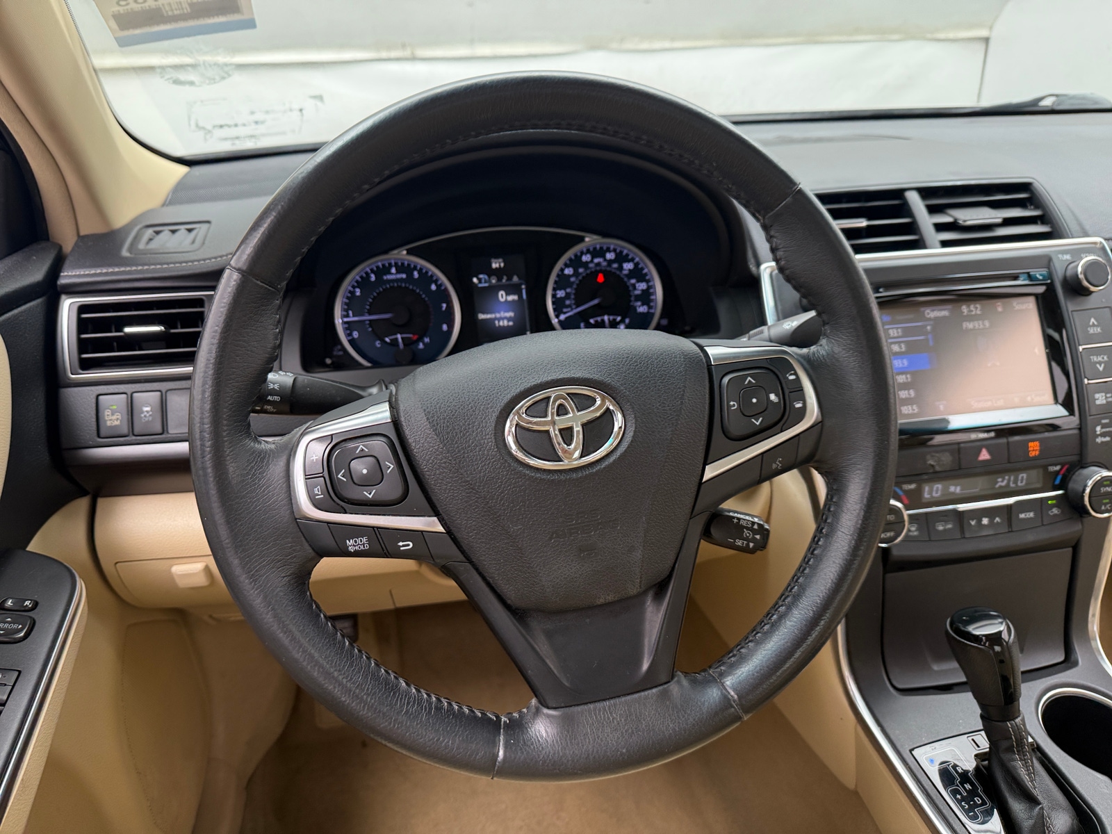 Thumbnail: 2017 Toyota Camry - 5