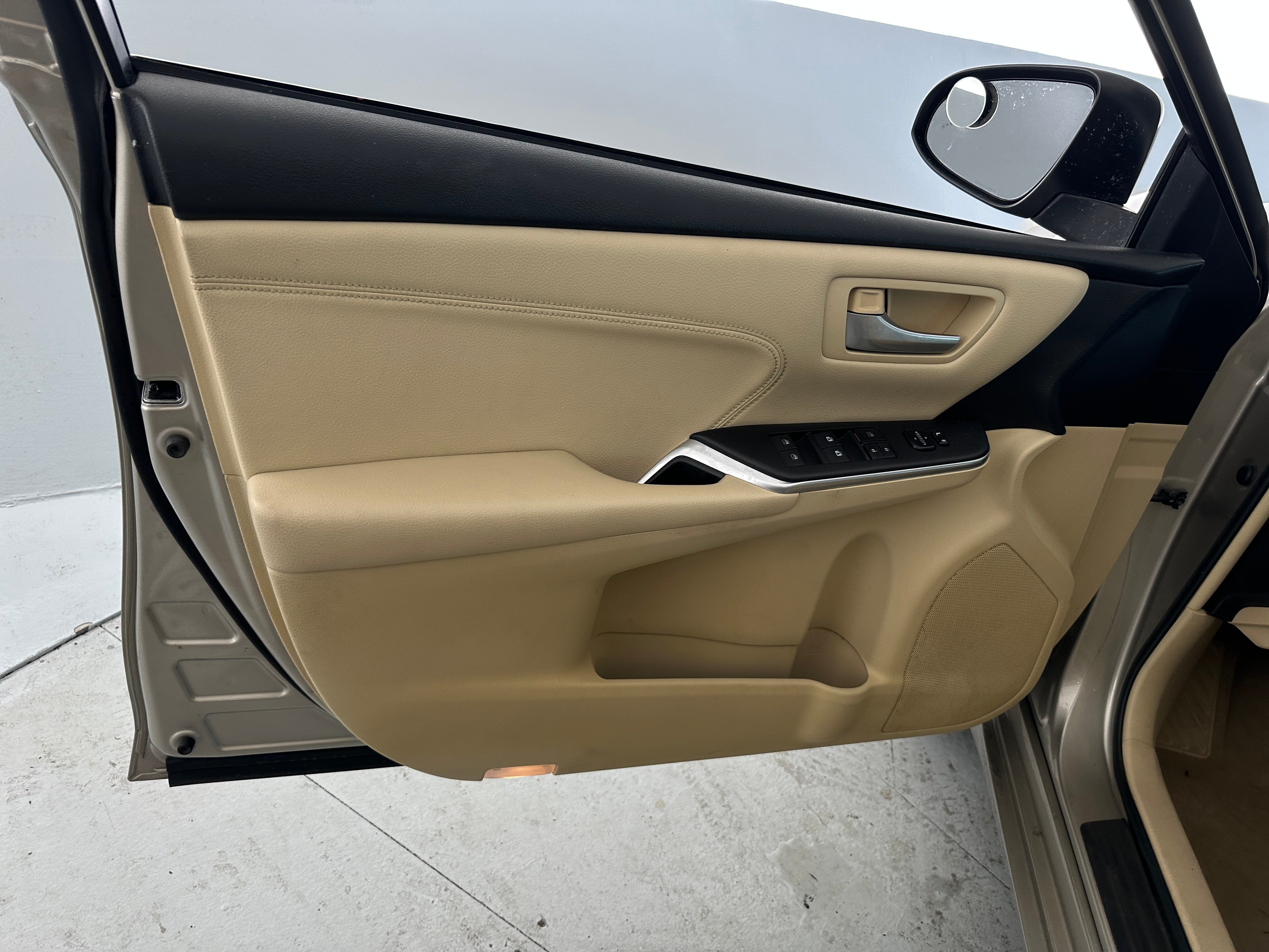 2017 Toyota Camry XLE